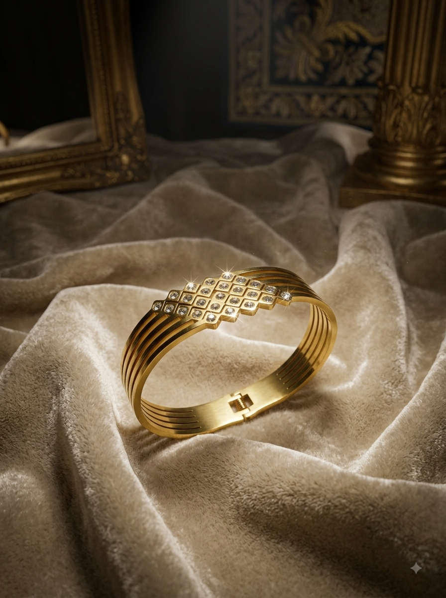 Pearl Accented 4 Line Kada