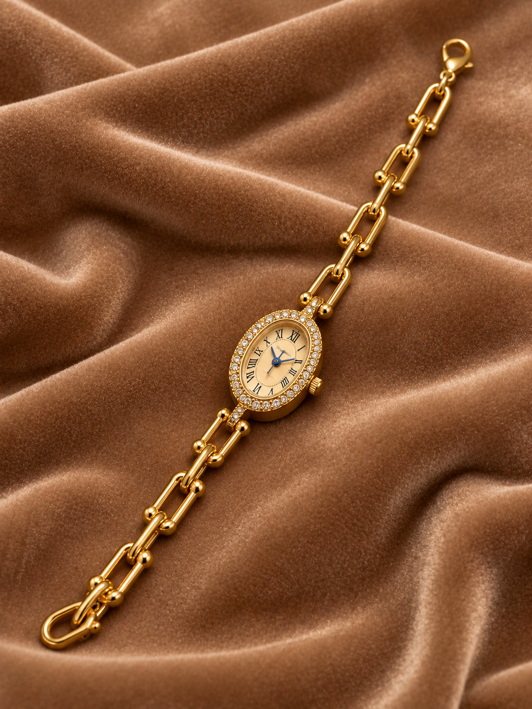 Beige Roman Dial Clip Watch
