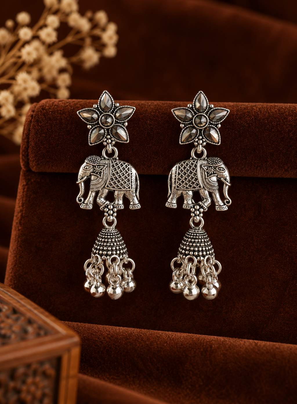 Oxd star & elephant earring