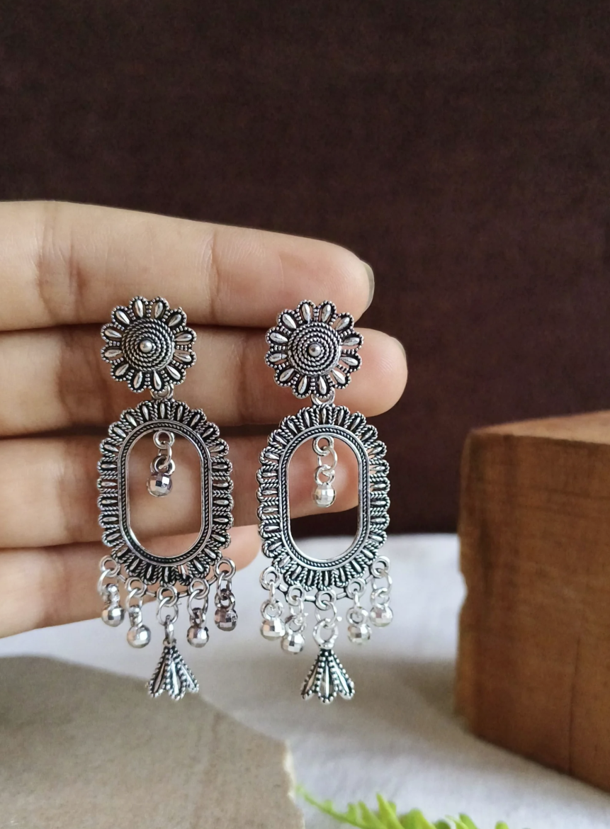 Circle & Oval Drop Earring