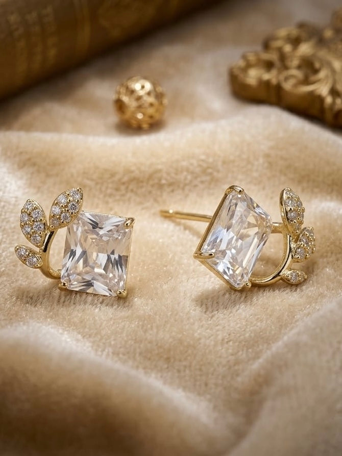 GOLD DD EARRINGS