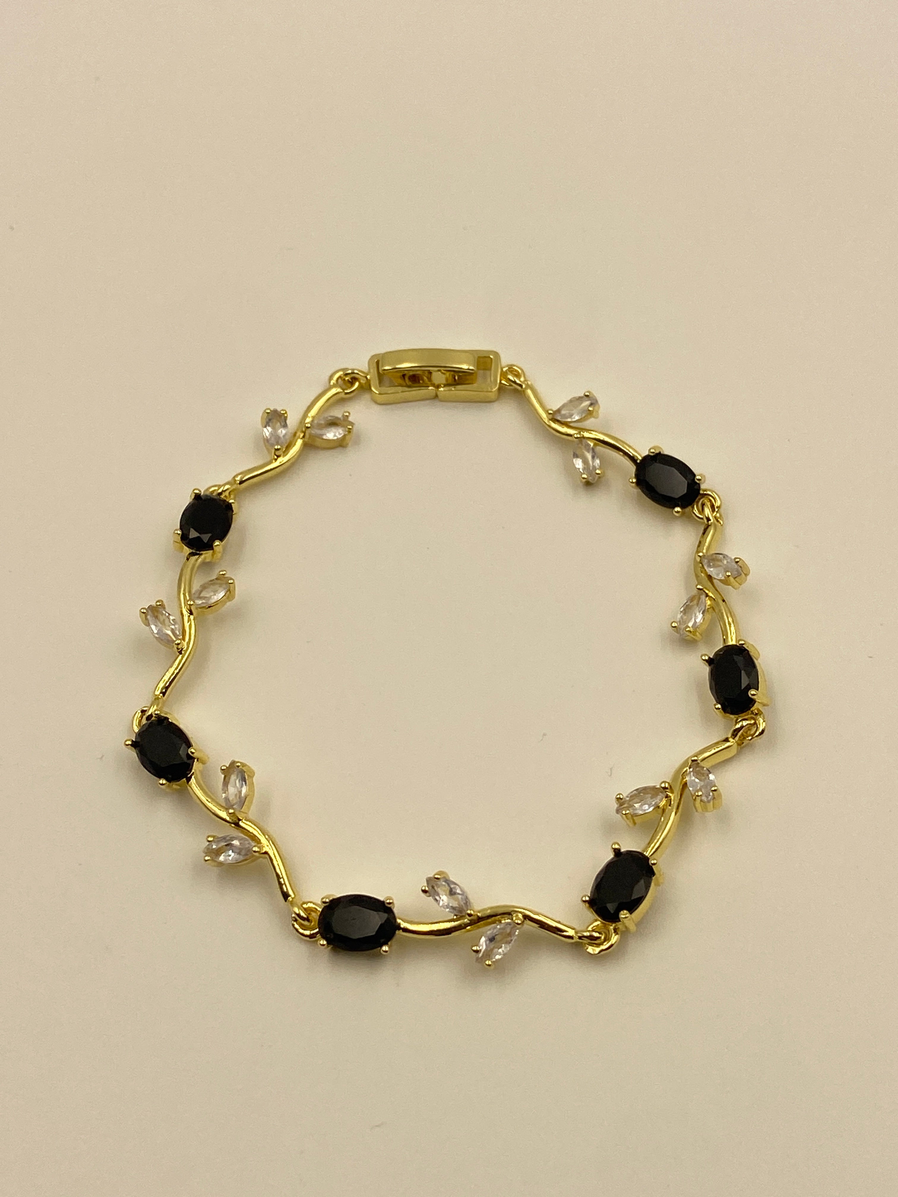 GOLD BLACK TULIP BRACELET