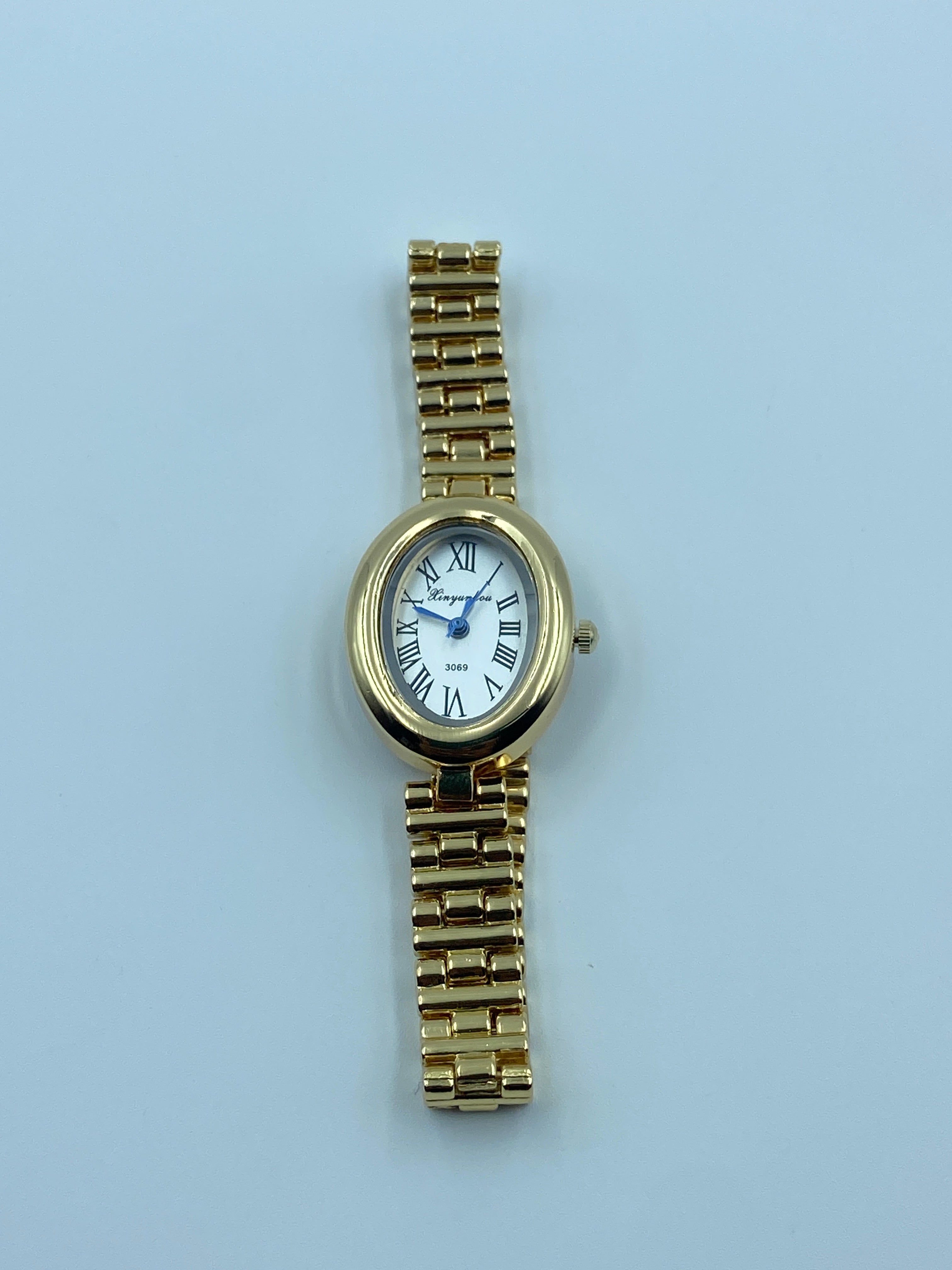 VINTAGE OVAL WATCH