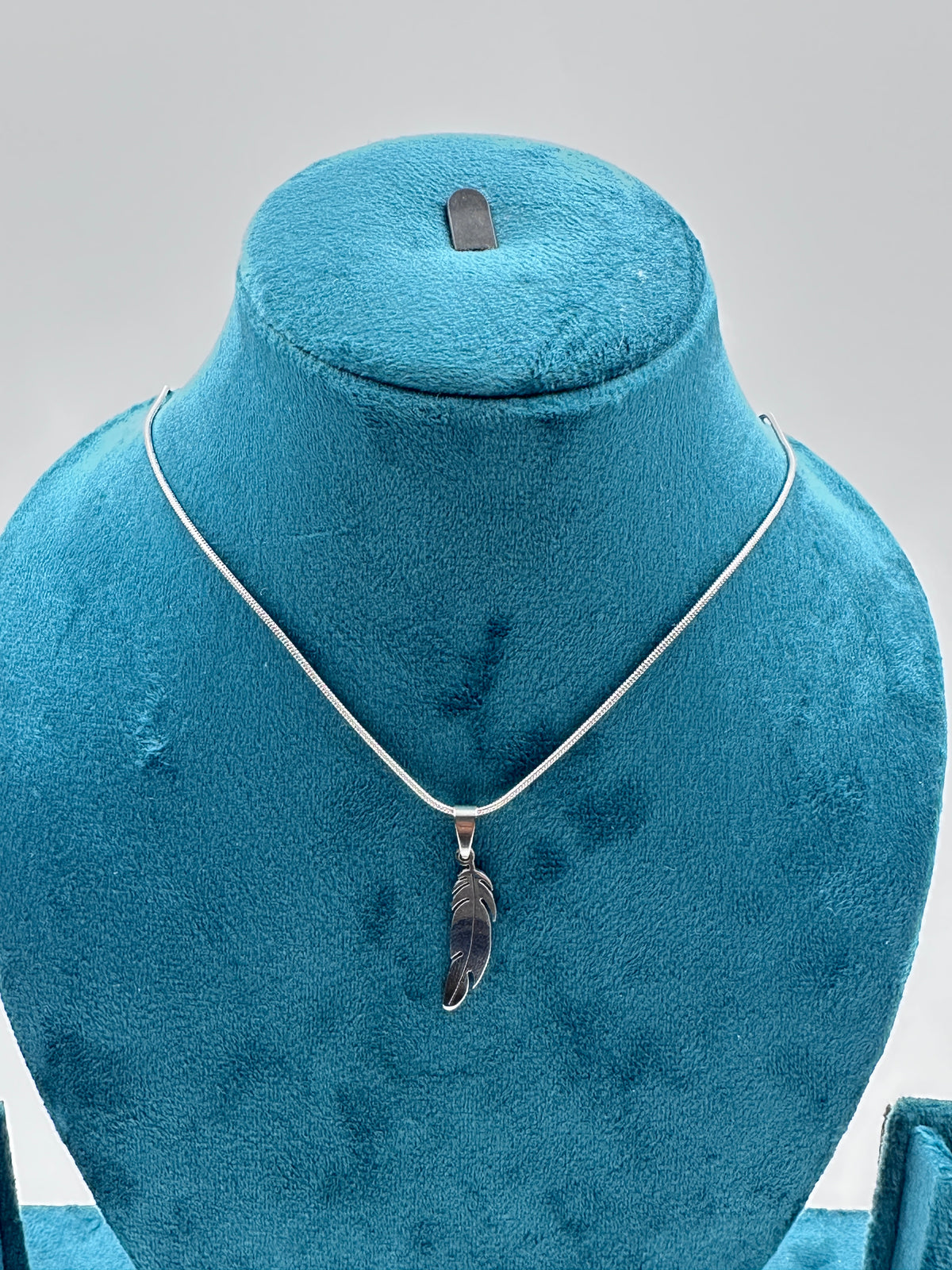 Stylish Feather Pendant for Men