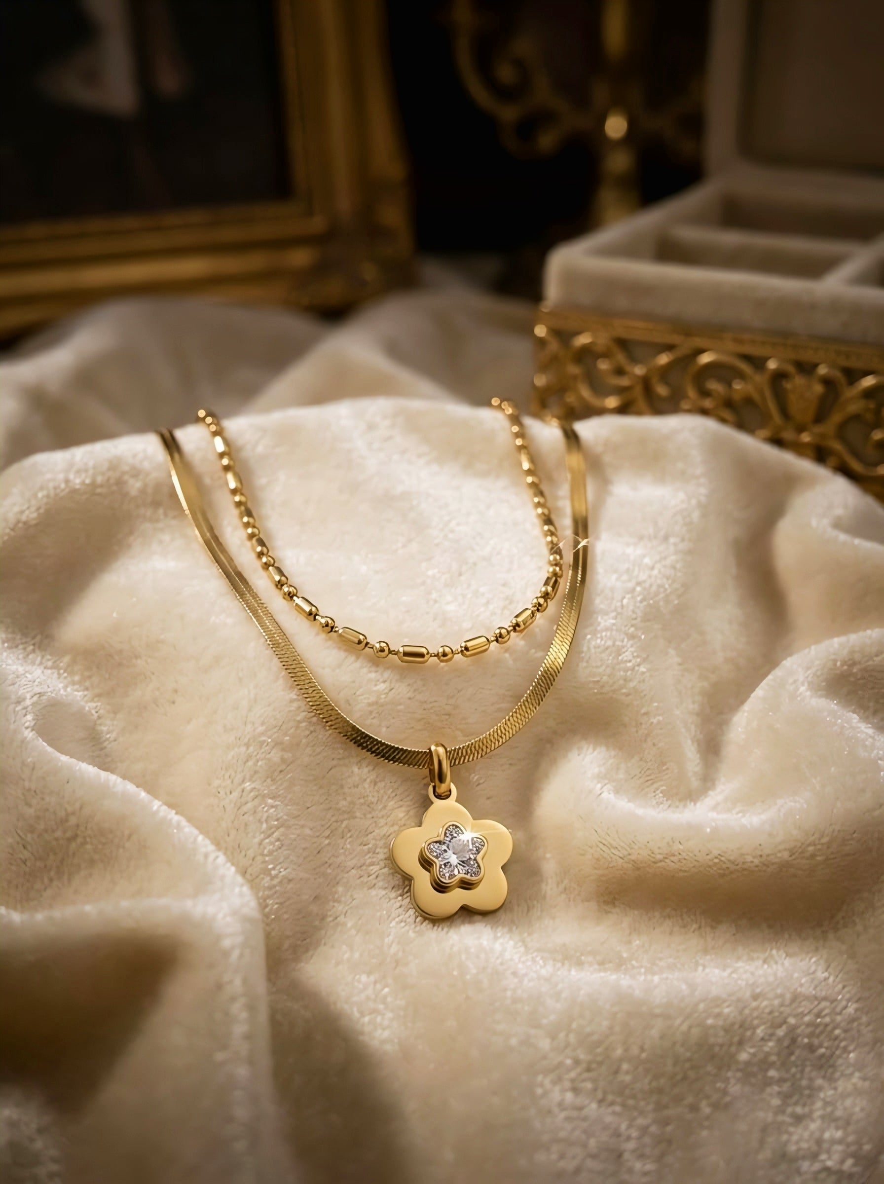 DOUBLE CHAIN PENDANT