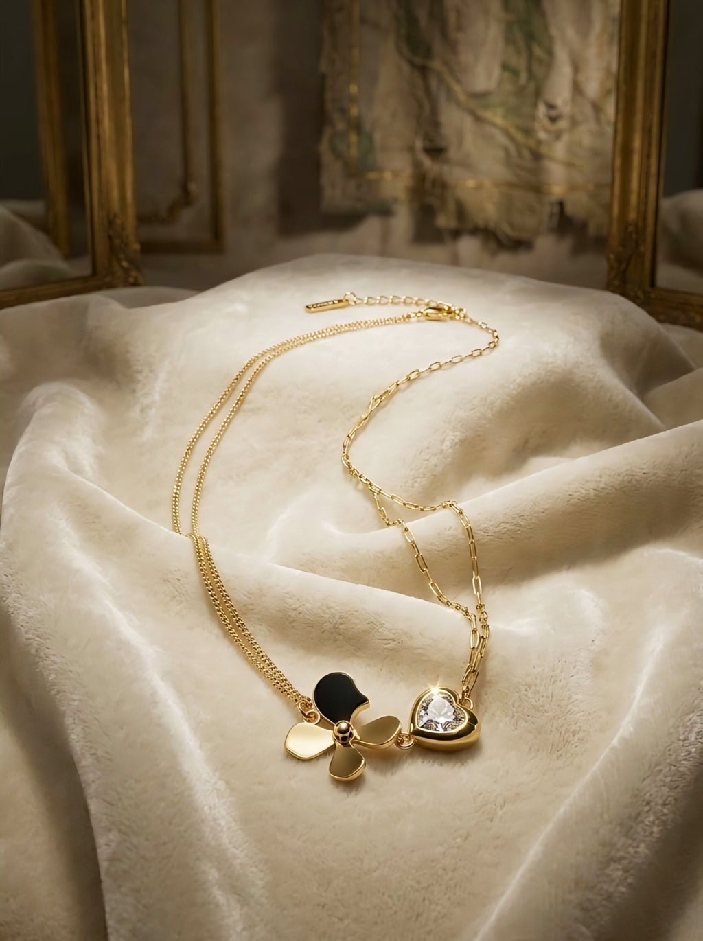 MIXED CHAIN NECKLACE