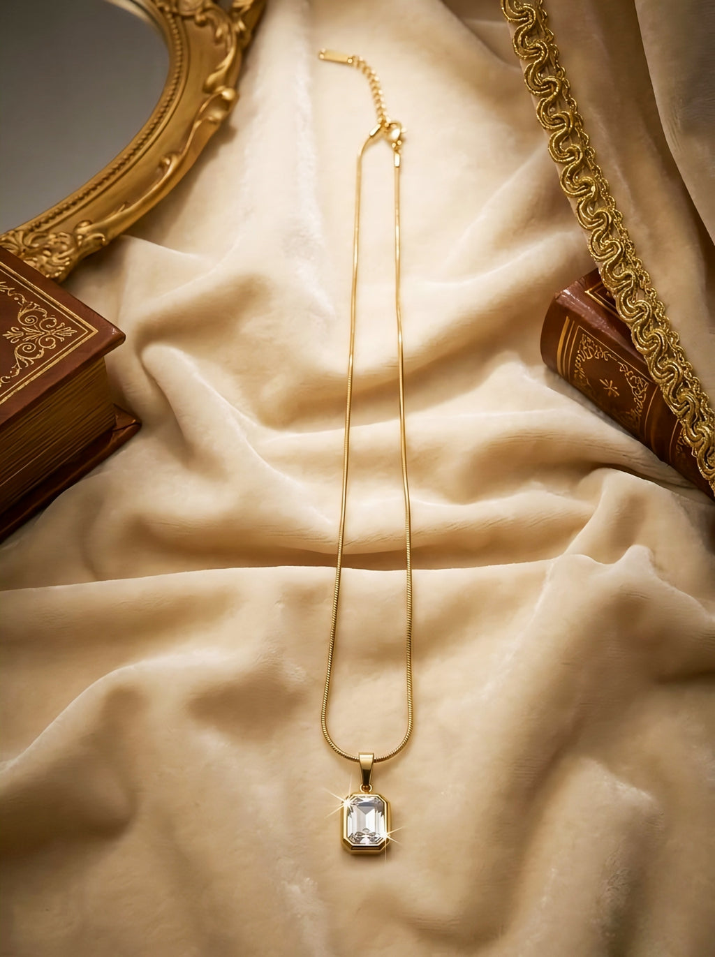 DIAMOND PENDANT