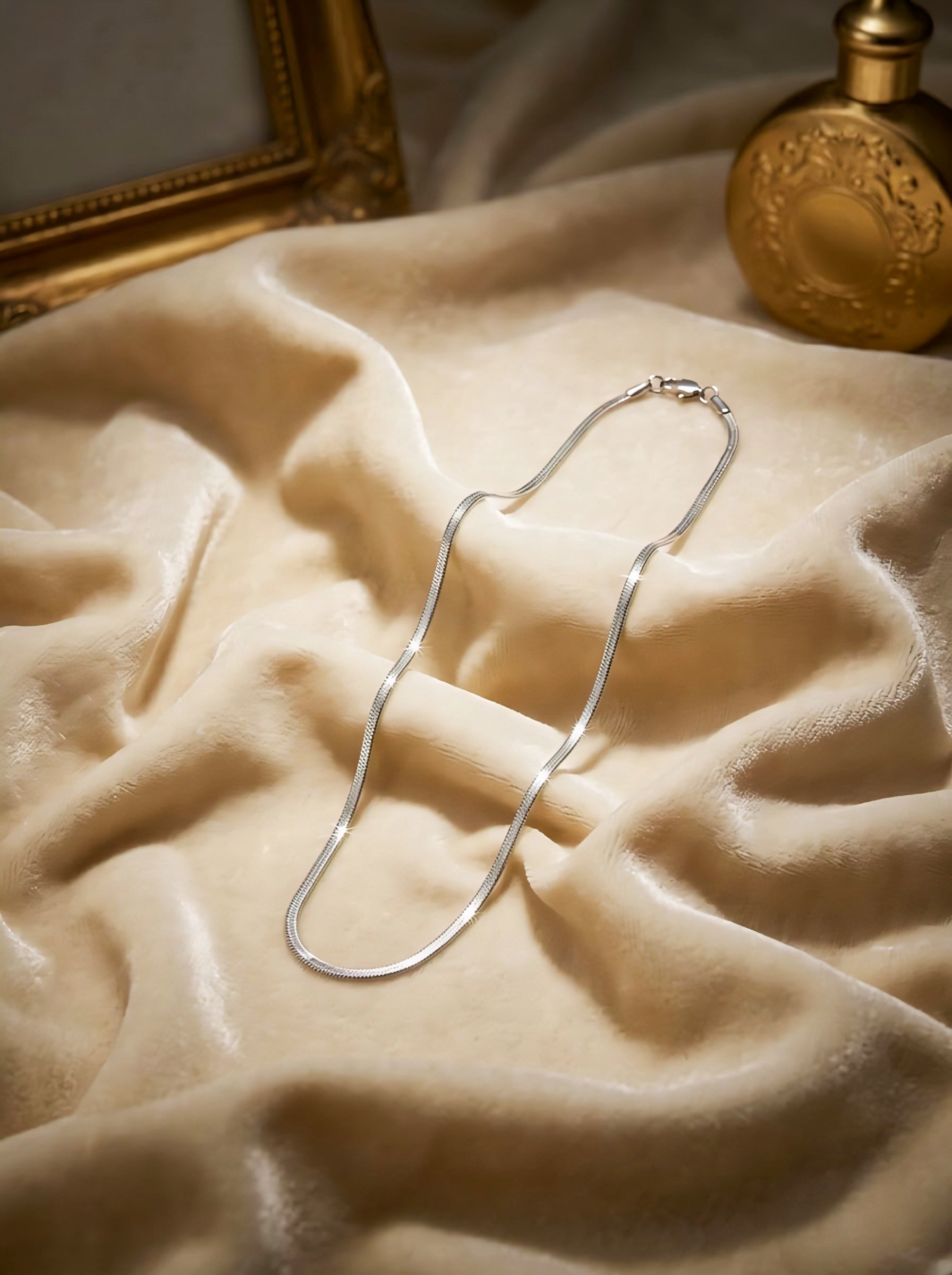 OMEGA CHAIN