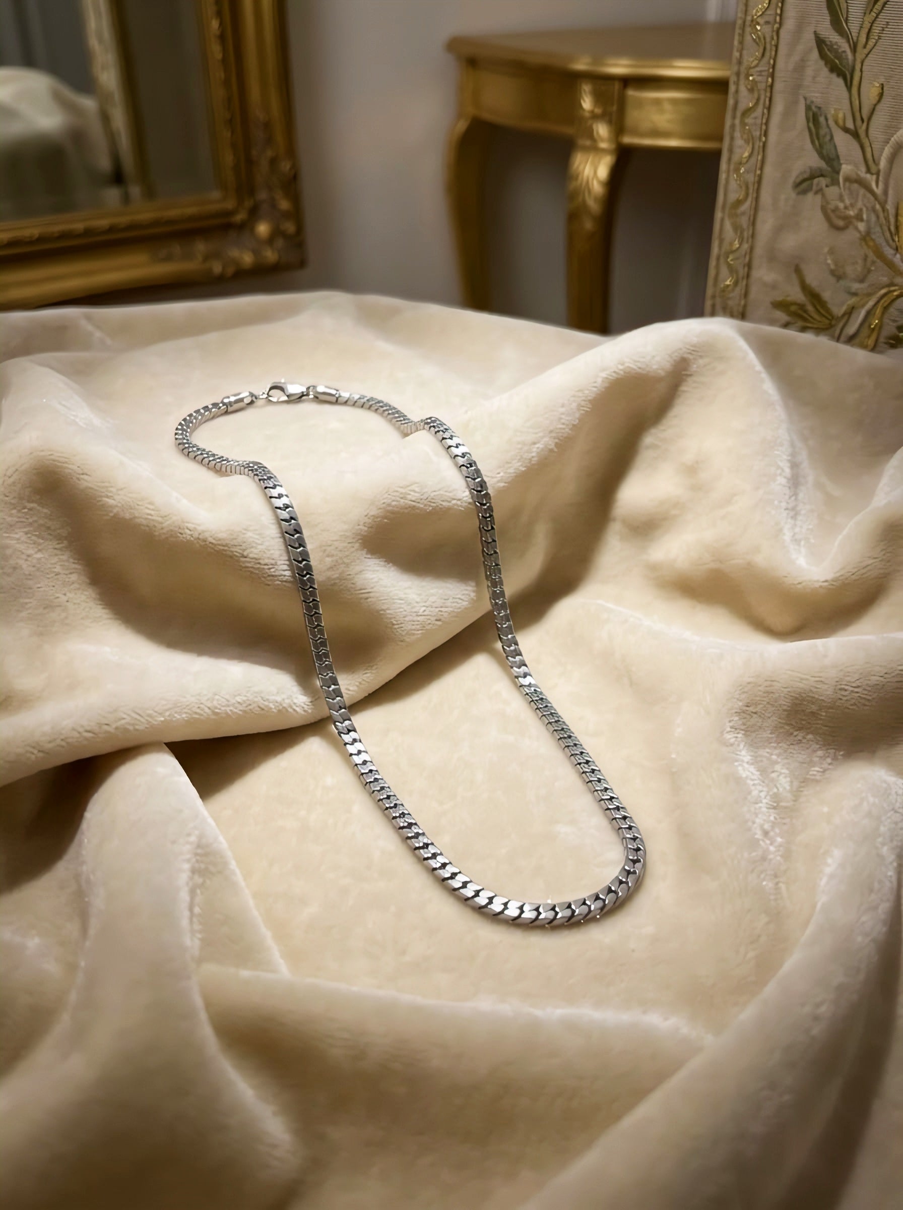 SNAKE CHAIN