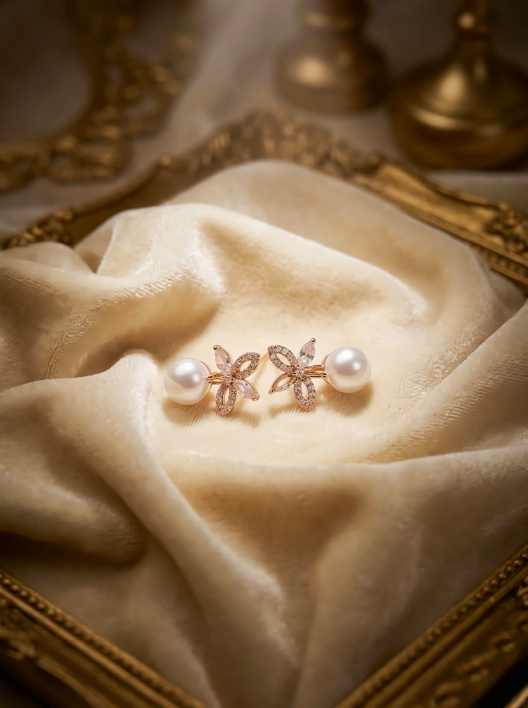 ROSE GOLD FLOWER PEARL EARRINGS
