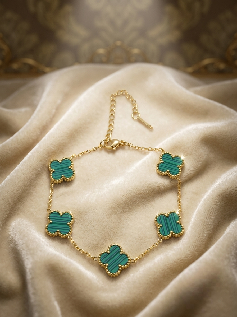 GREEN CLOVER BRACELET