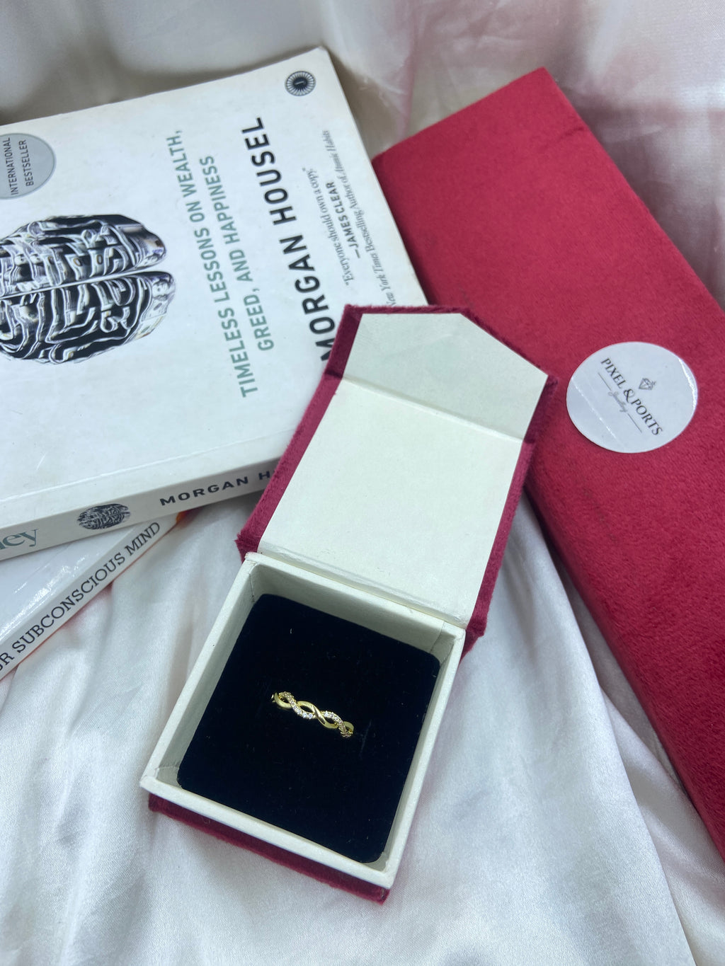 Crossed Gold Stone Ring