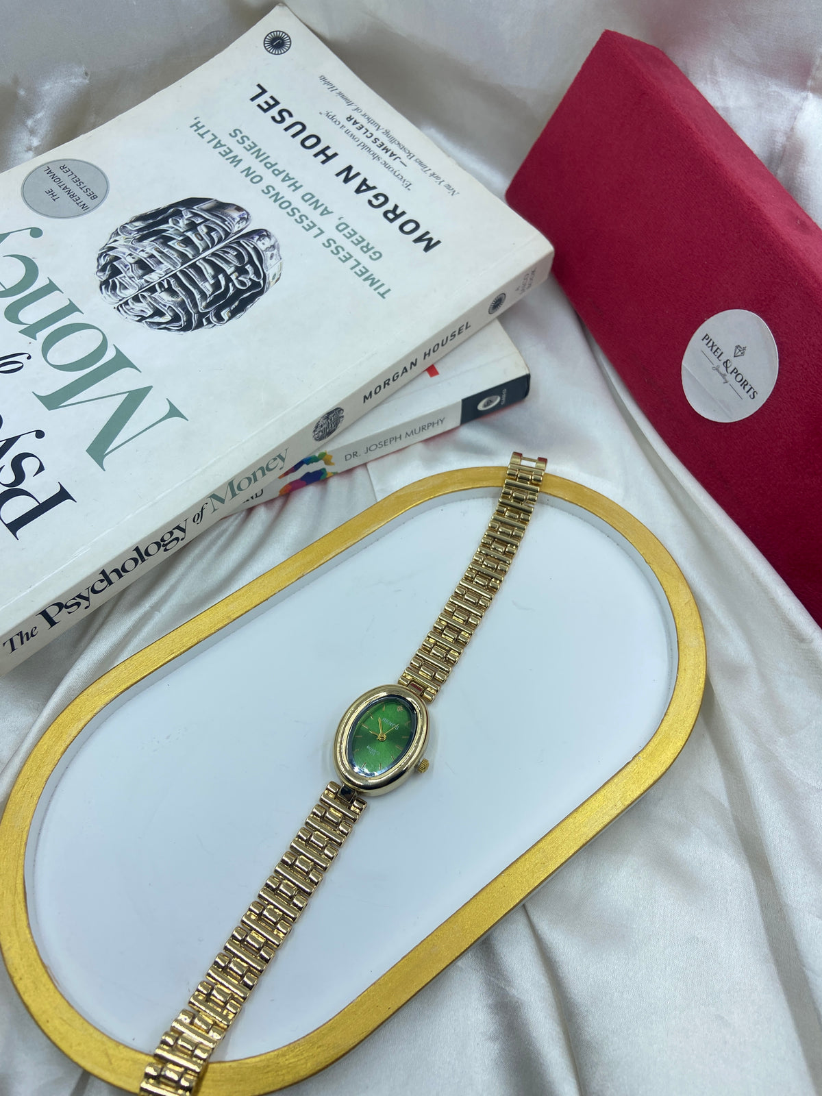 GOLD ROMAN DIAL LINK WATCH