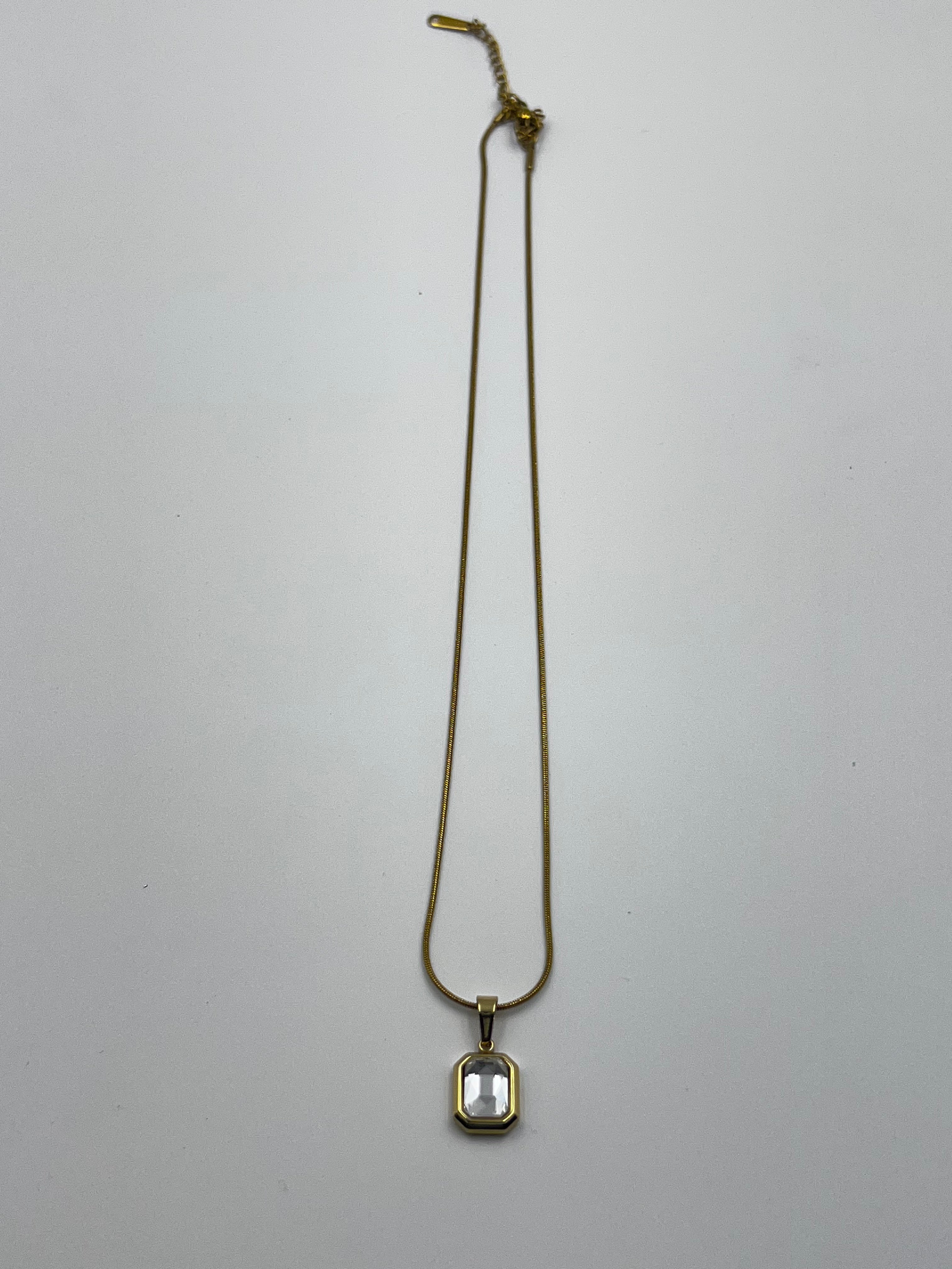 DIAMOND PENDANT