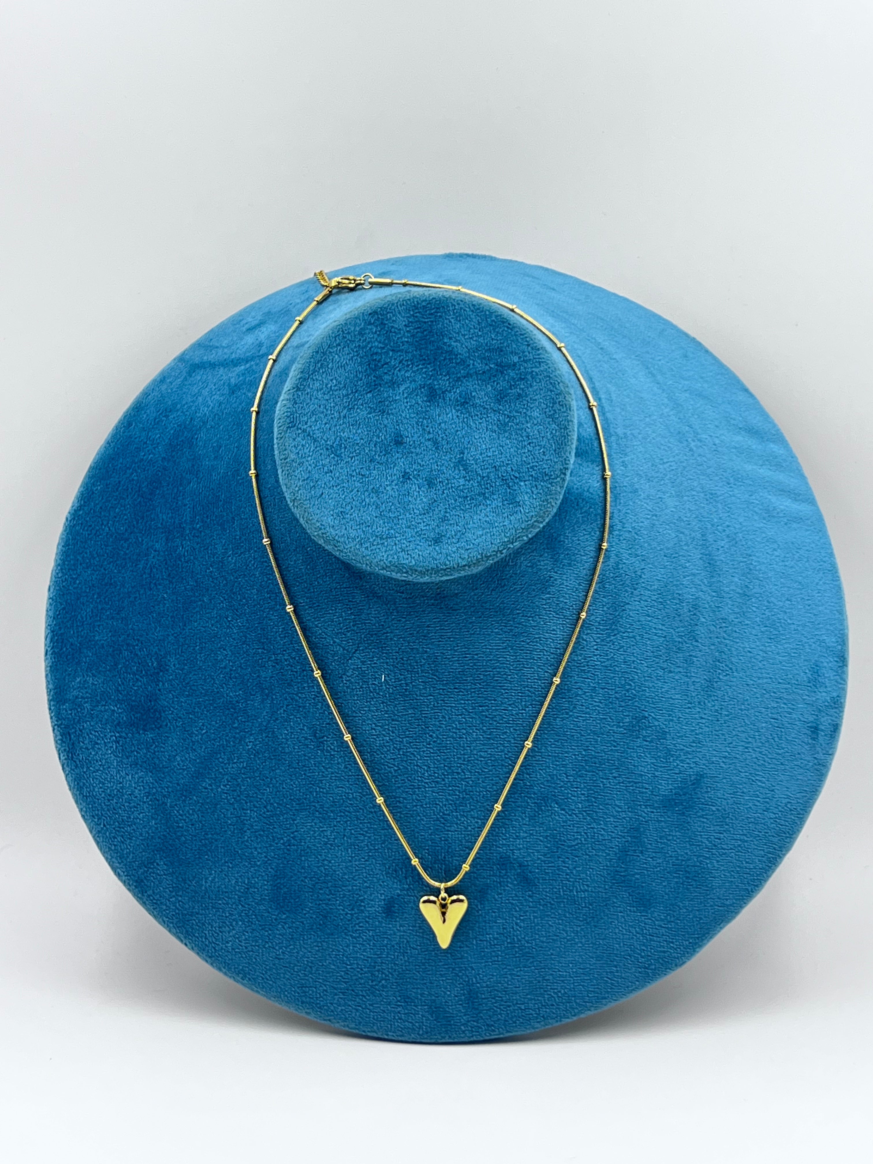AURA HEART PENDANT