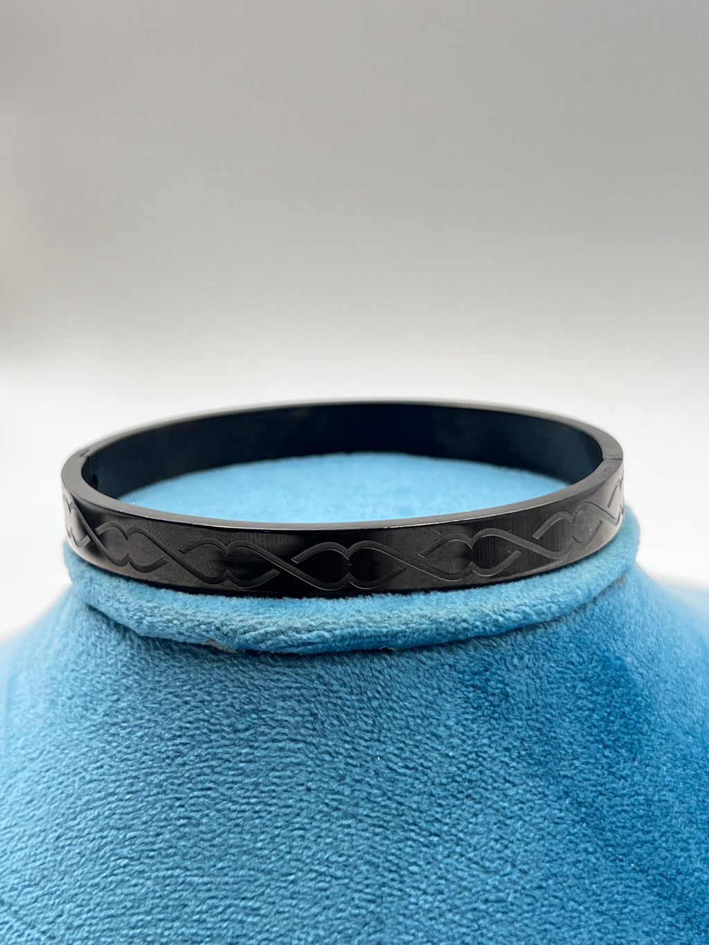 INFINITY BLACK KADA