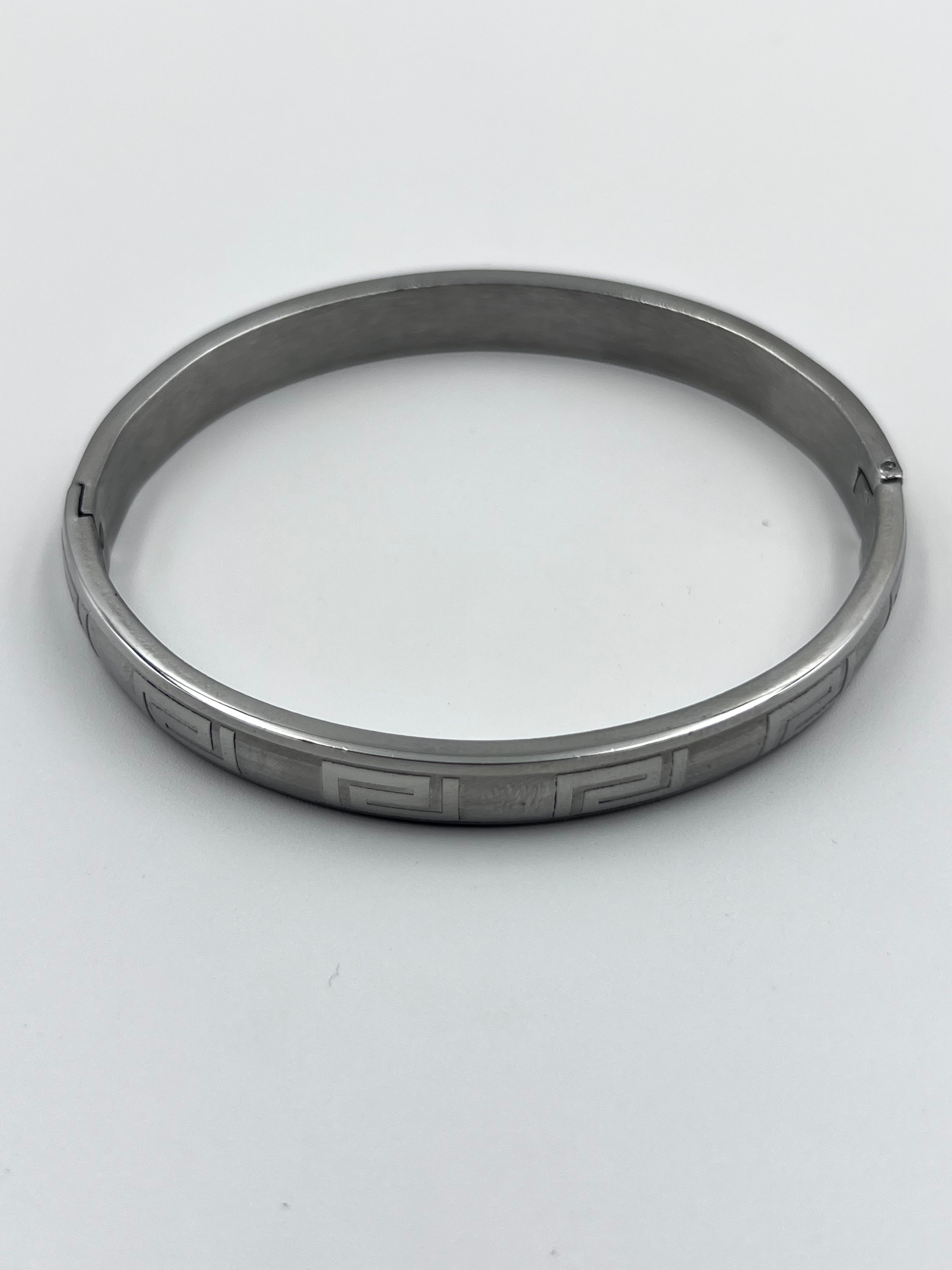 KEY PATTERN SILVER KADA