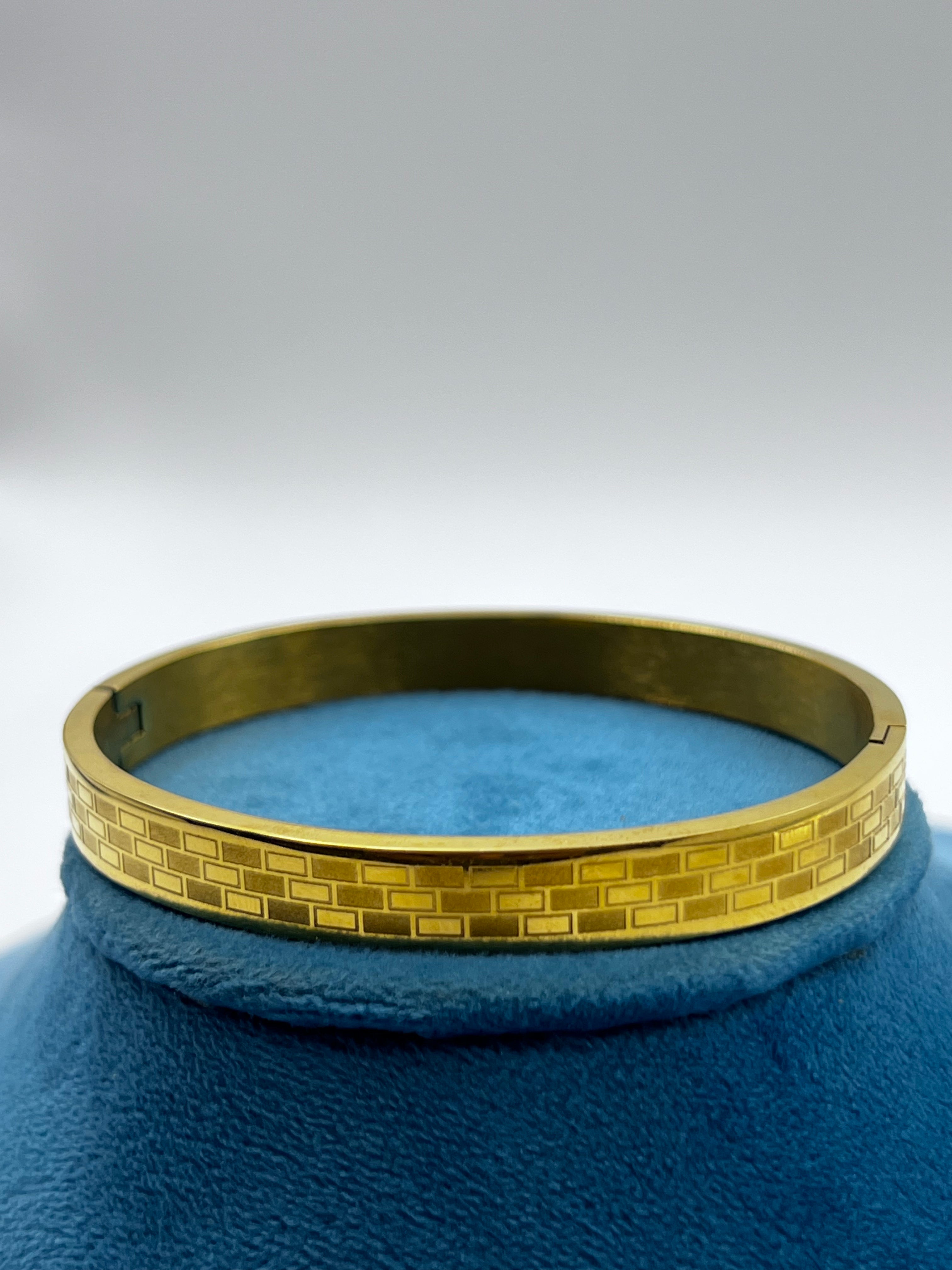 RECTANGLE GOLD KADA