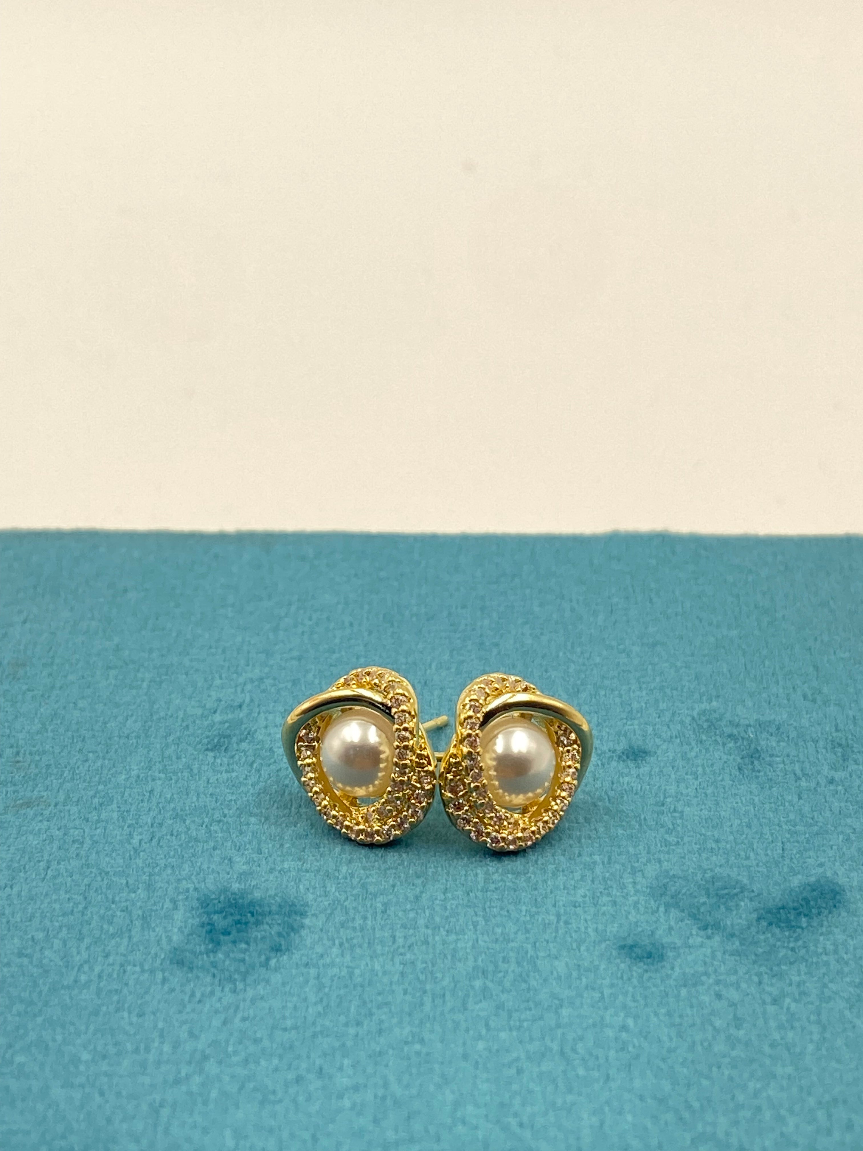 GOLD FLICKER EARRINGS