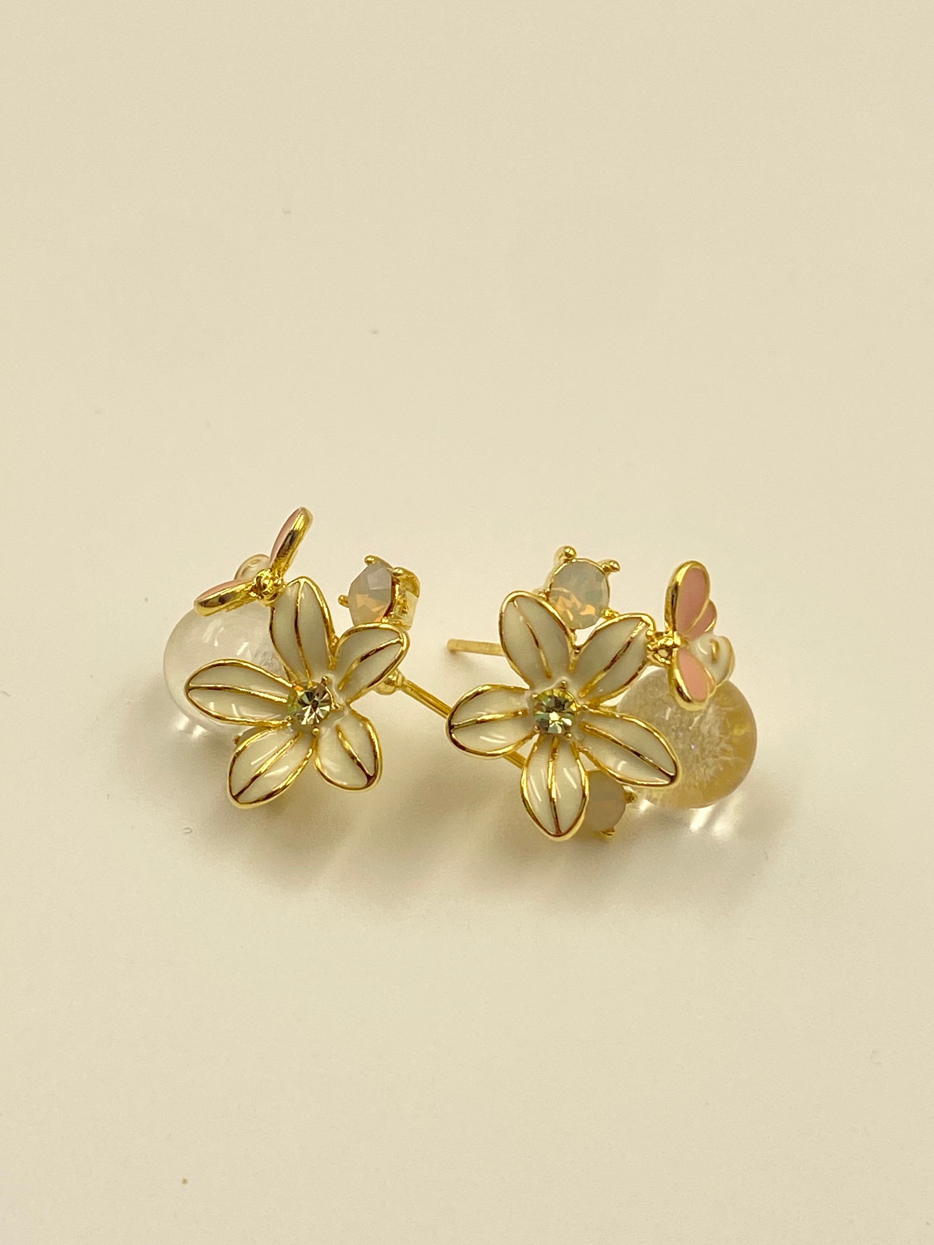 GOLD MULTI FLOWER EARRINGS