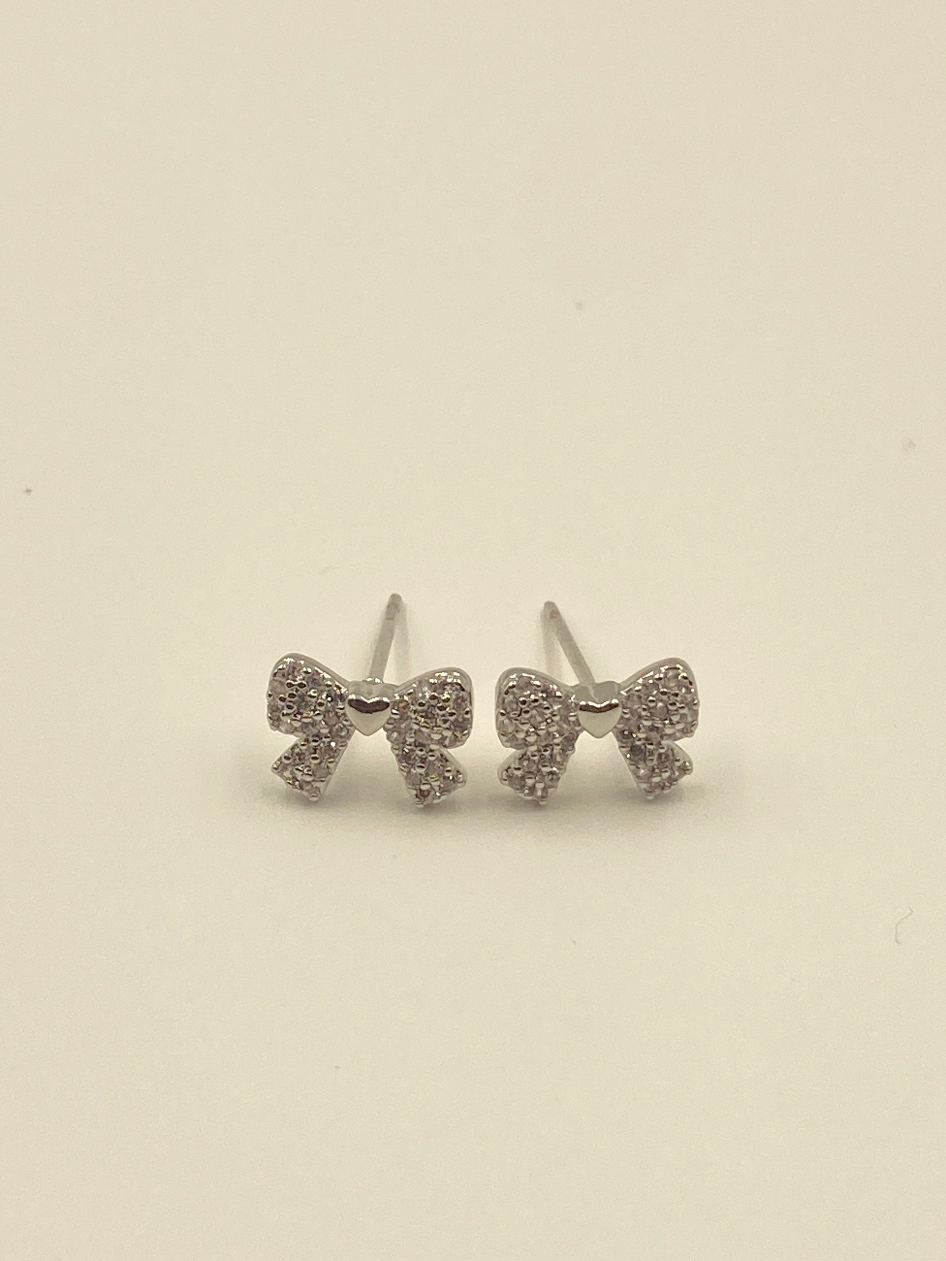 SILVER RIBBON EARRINGS