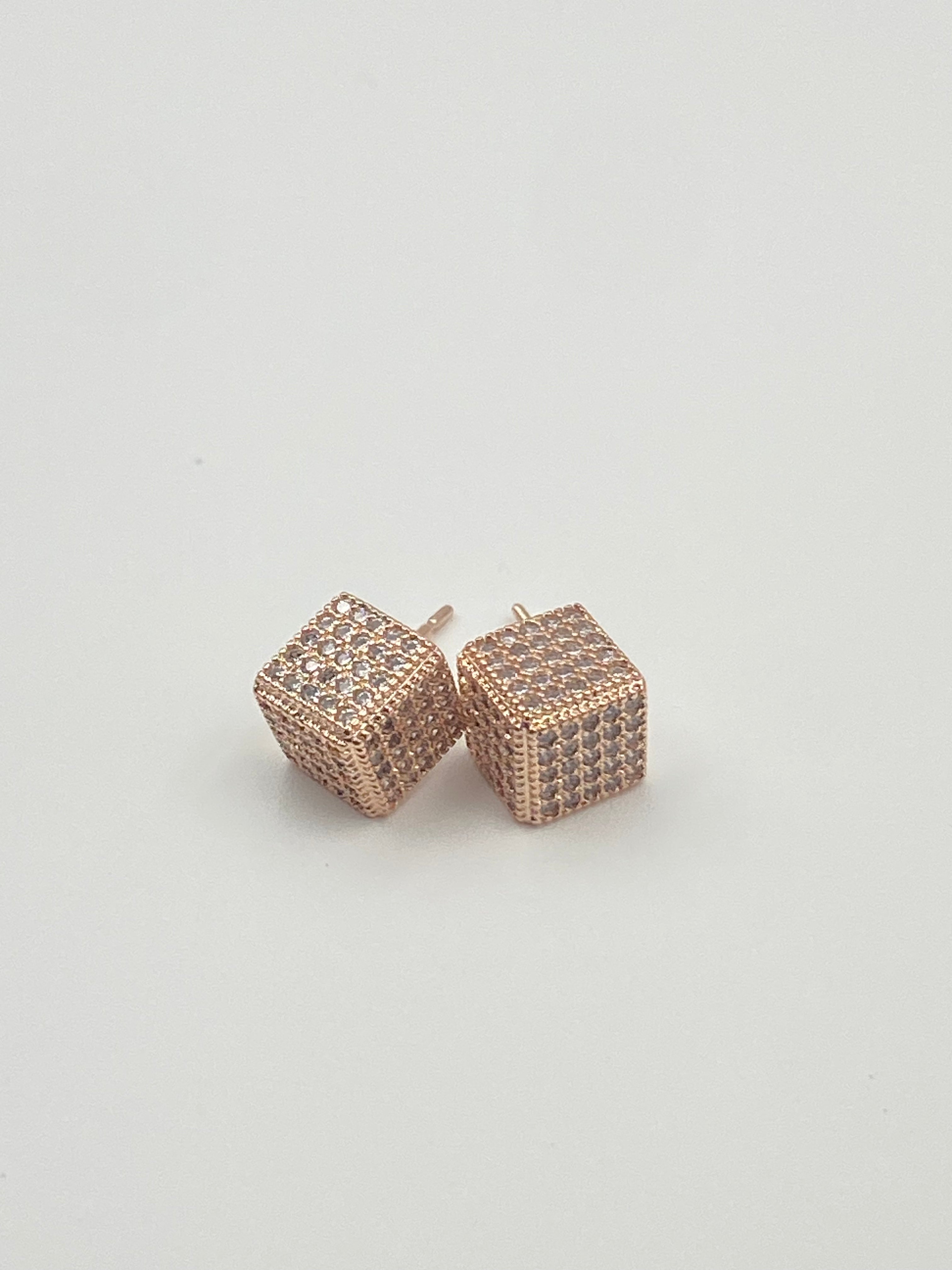 ROSE GOLD CUBE EARRINGS