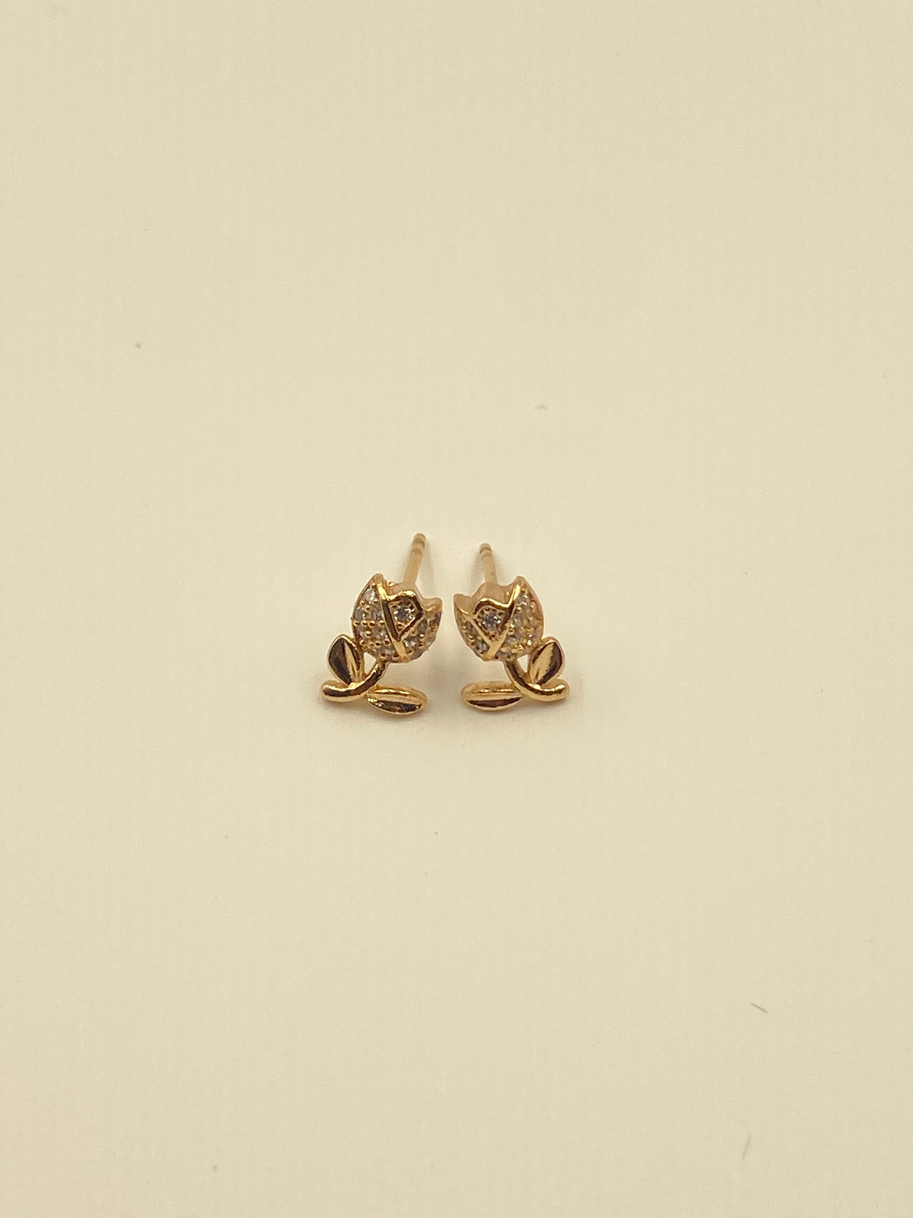 GOLD TULIP EARRINGS