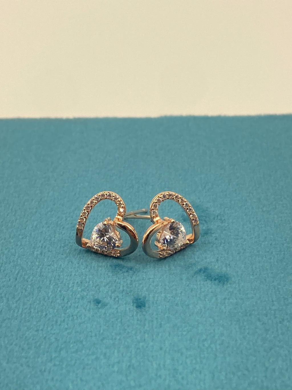 ROSE GOLD HEART EARRINGS