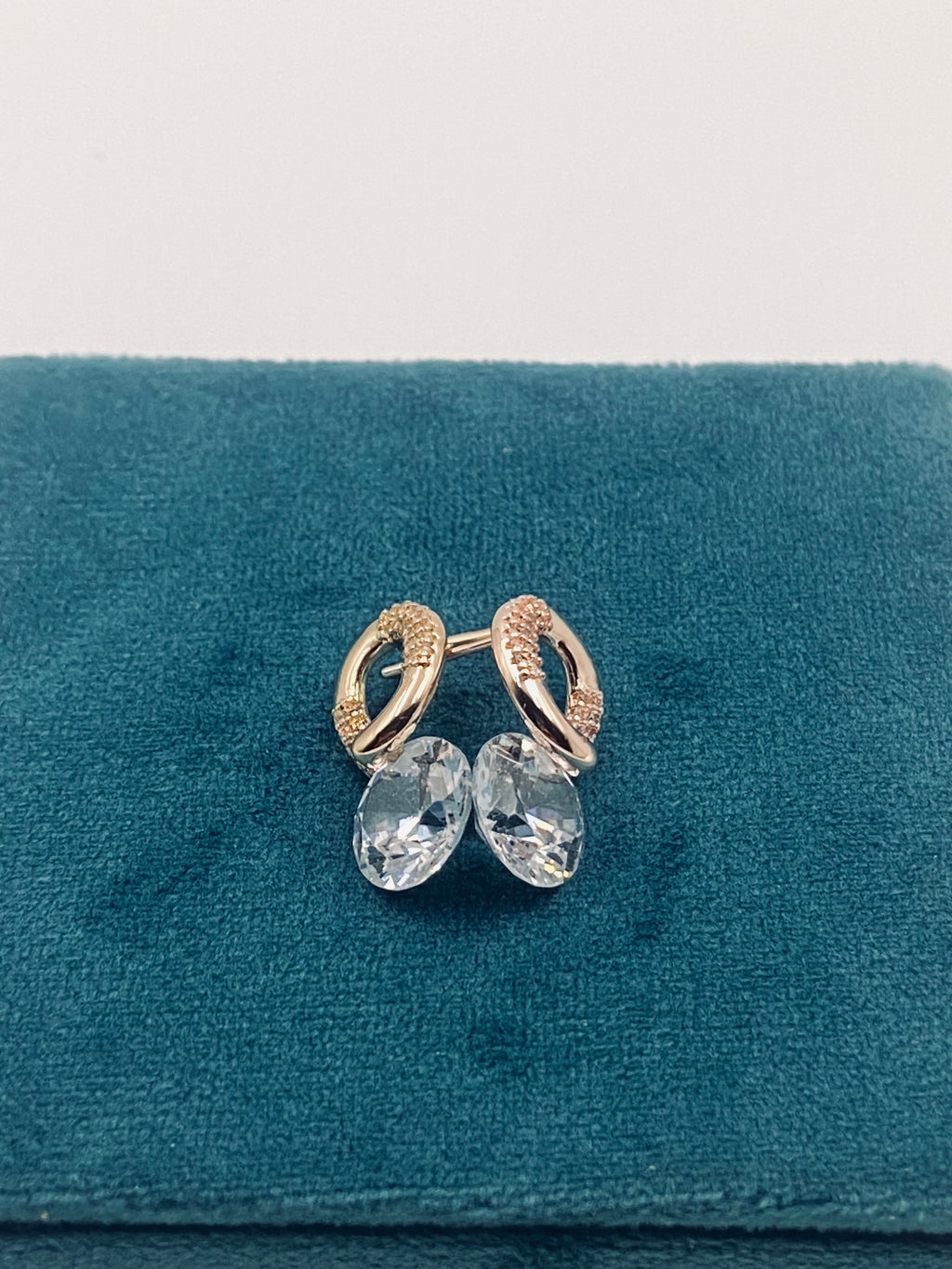 ROSE GOLD DIAMOND EARRINGS