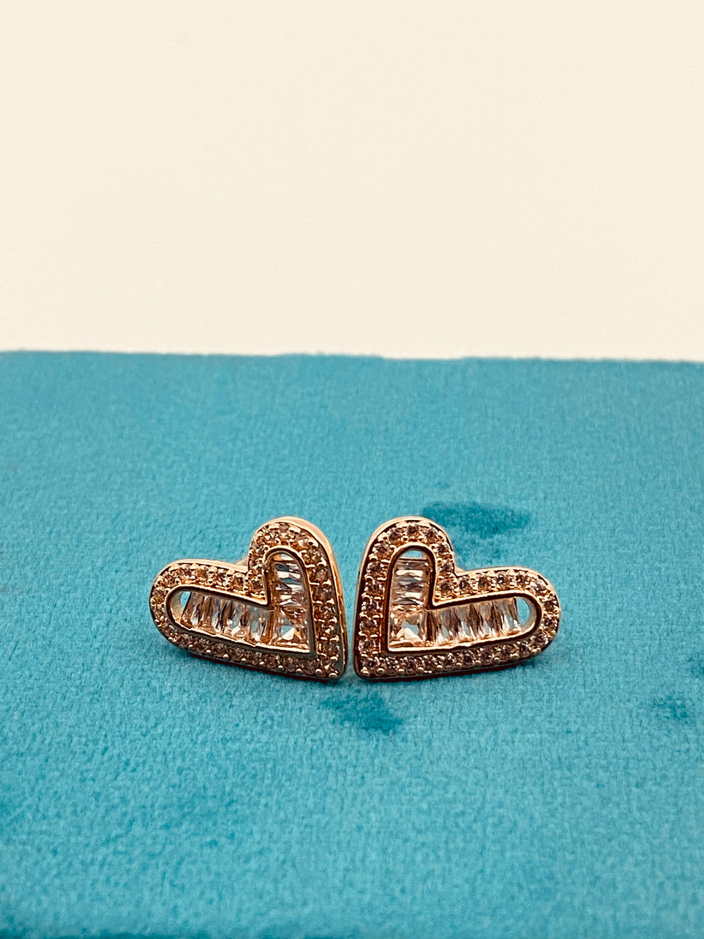 ROSE GOLD HEART EARRINGS