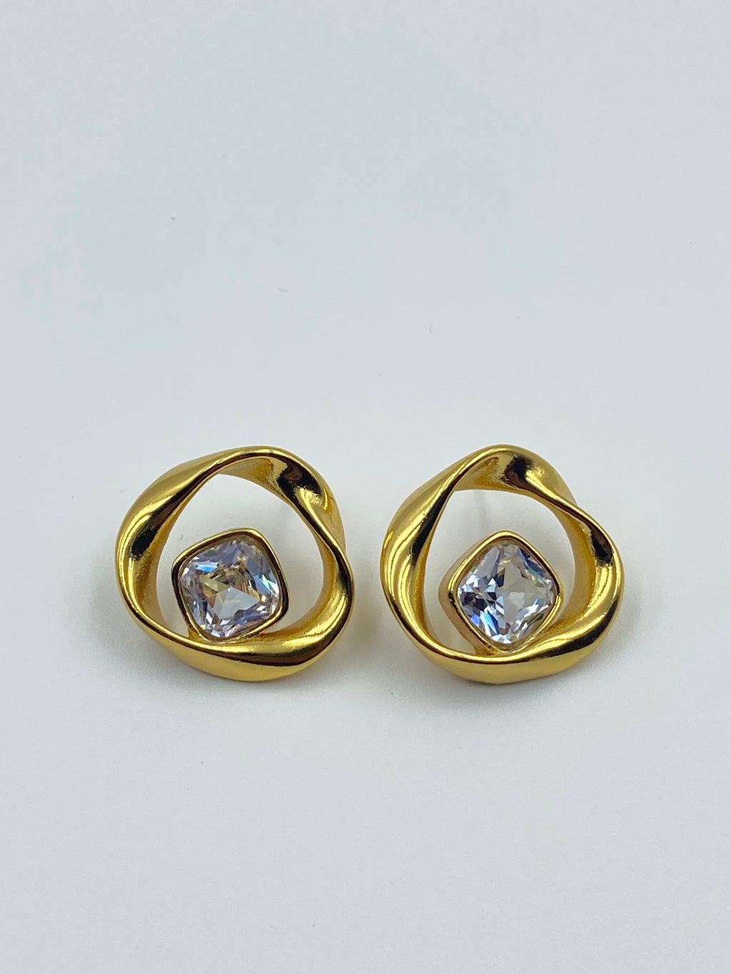 GOLD AD ANTIQUE EARRINGS