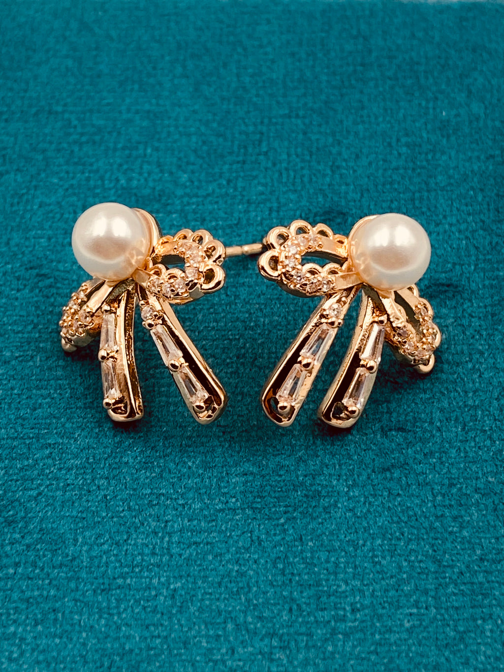 ROSE GOLD PEARL EARRINGS