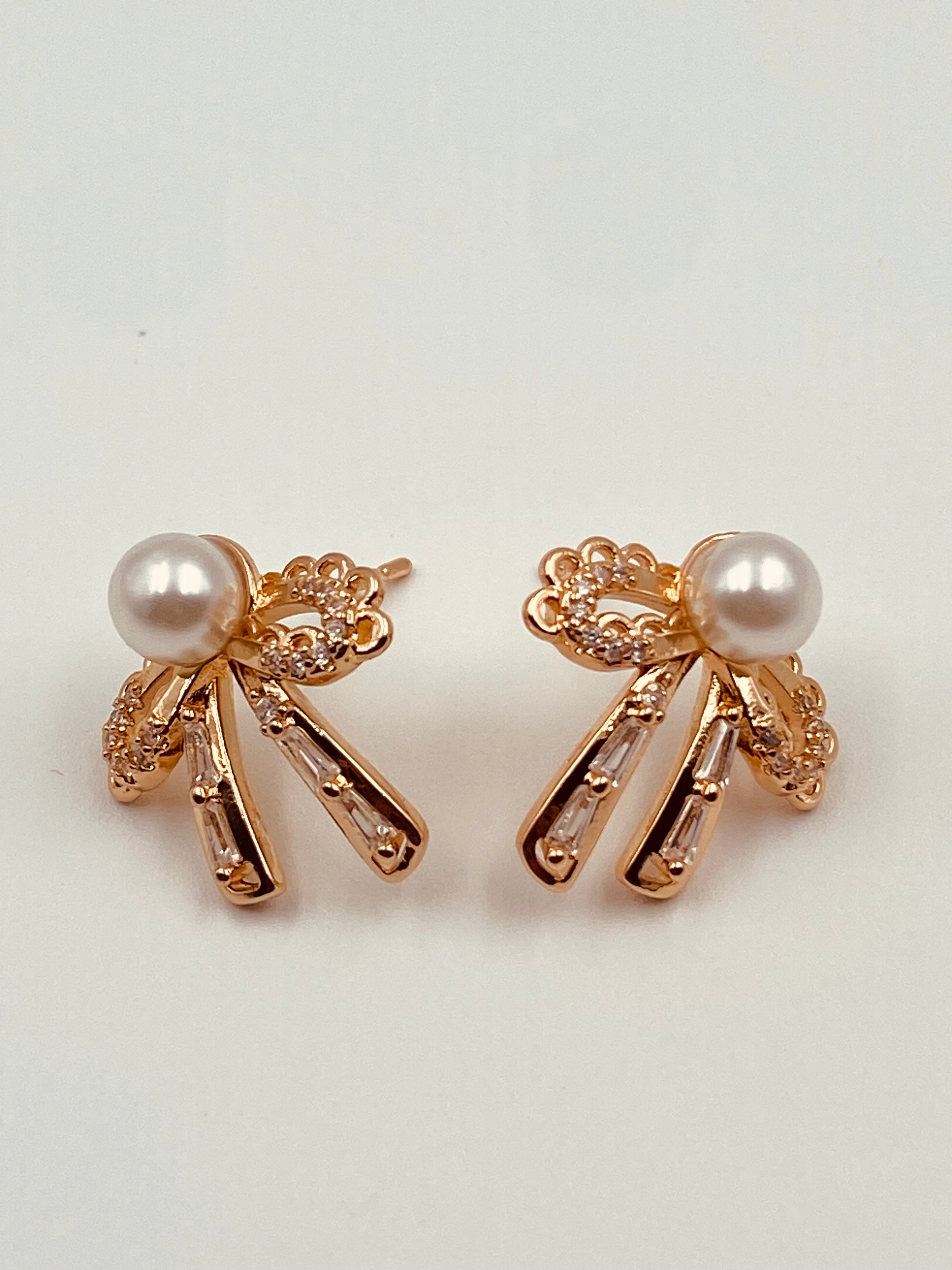 ROSE GOLD BOW EARRINGS