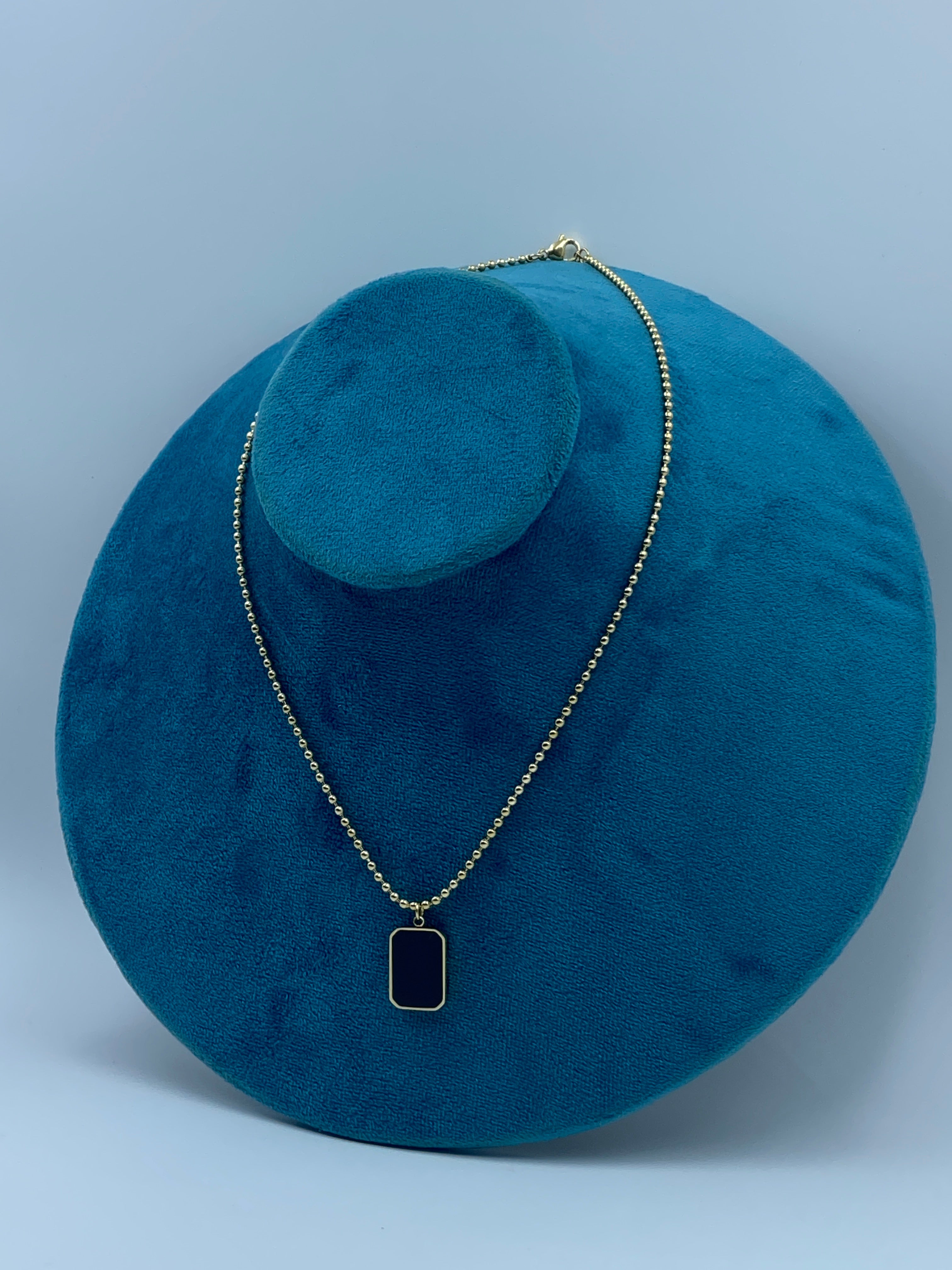 DARK RECTANGLE PENDANT