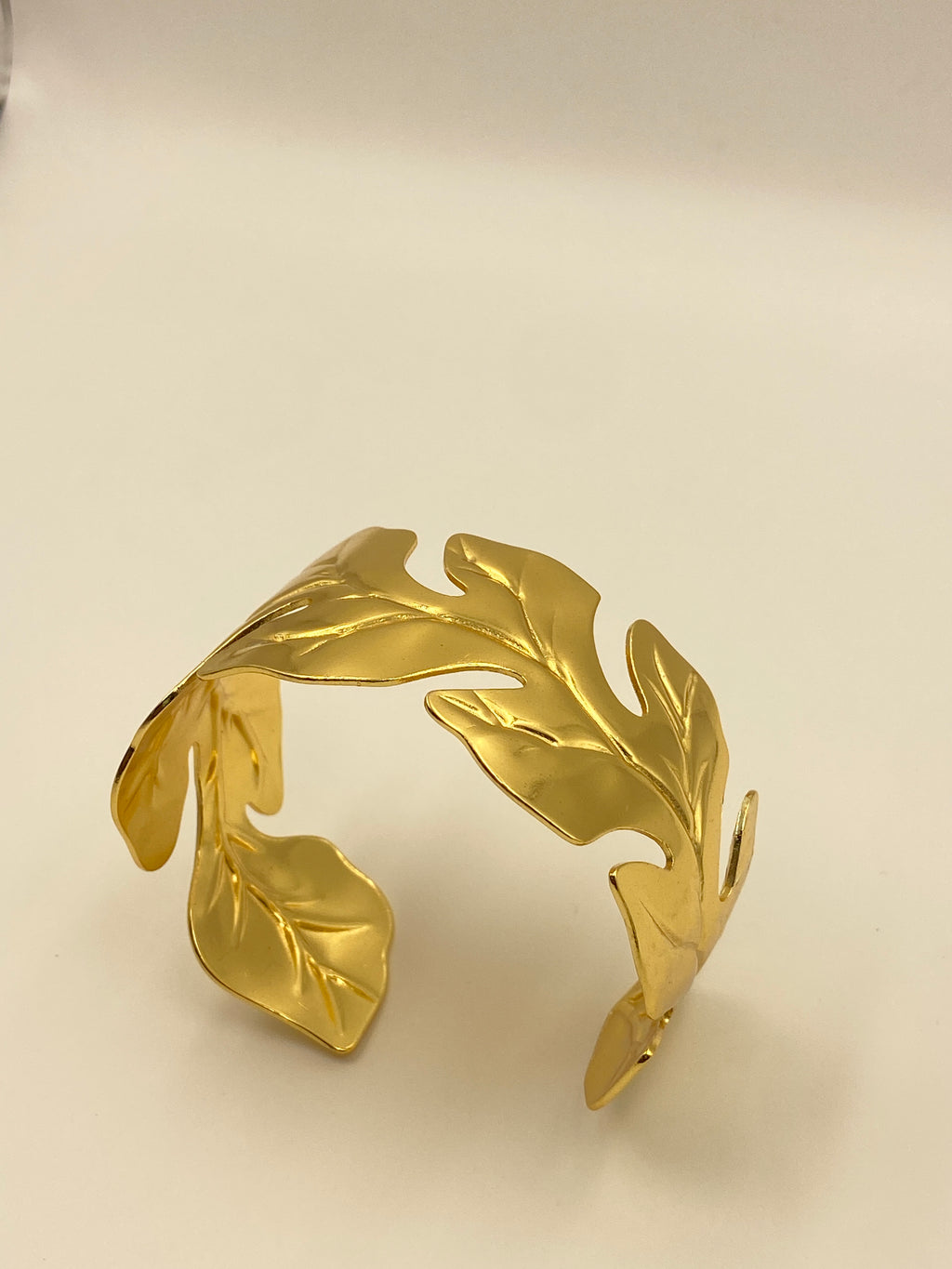 OAK LEAF CUFF