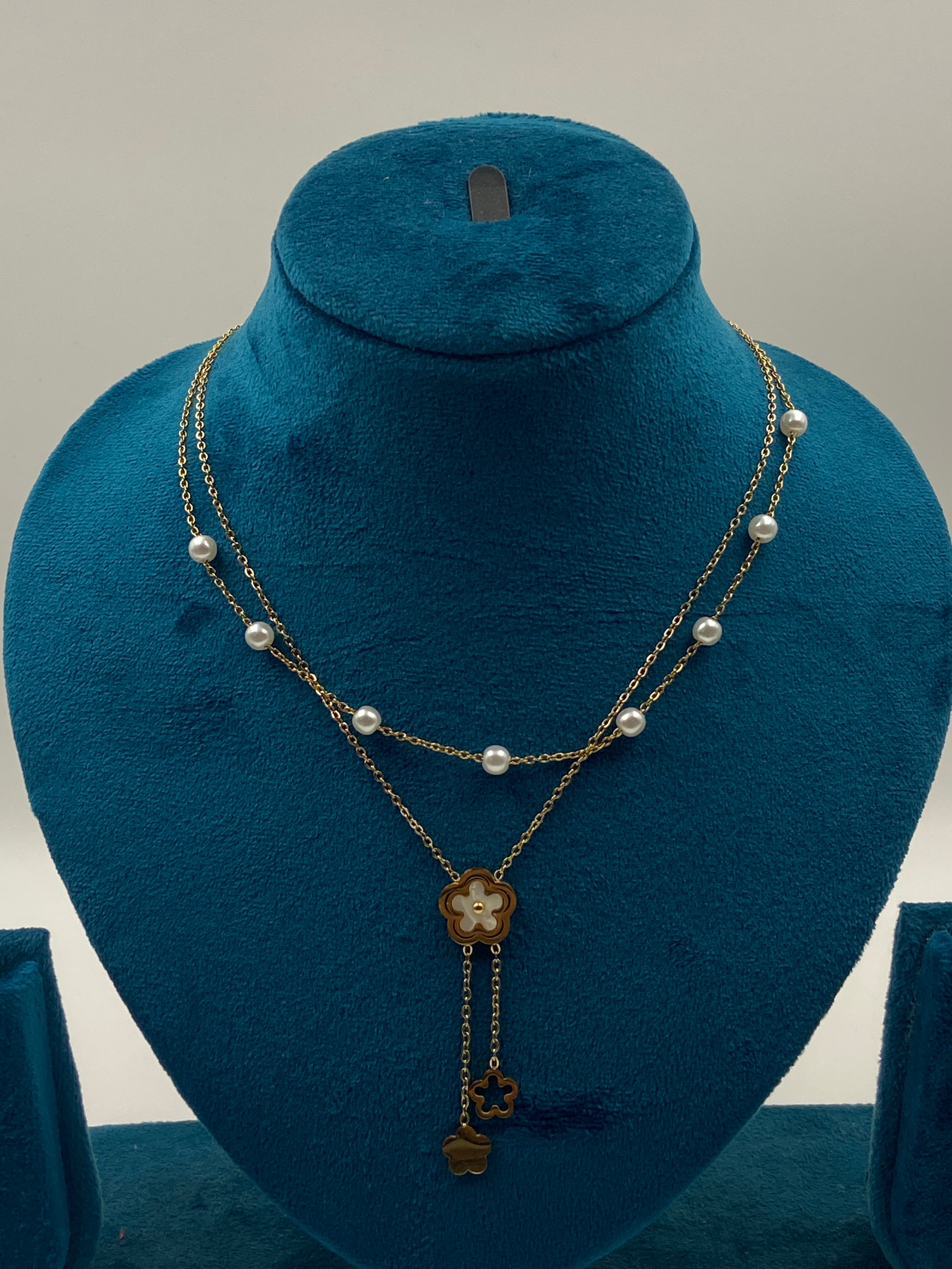 BLOSSOM AND PEARL PENDANT