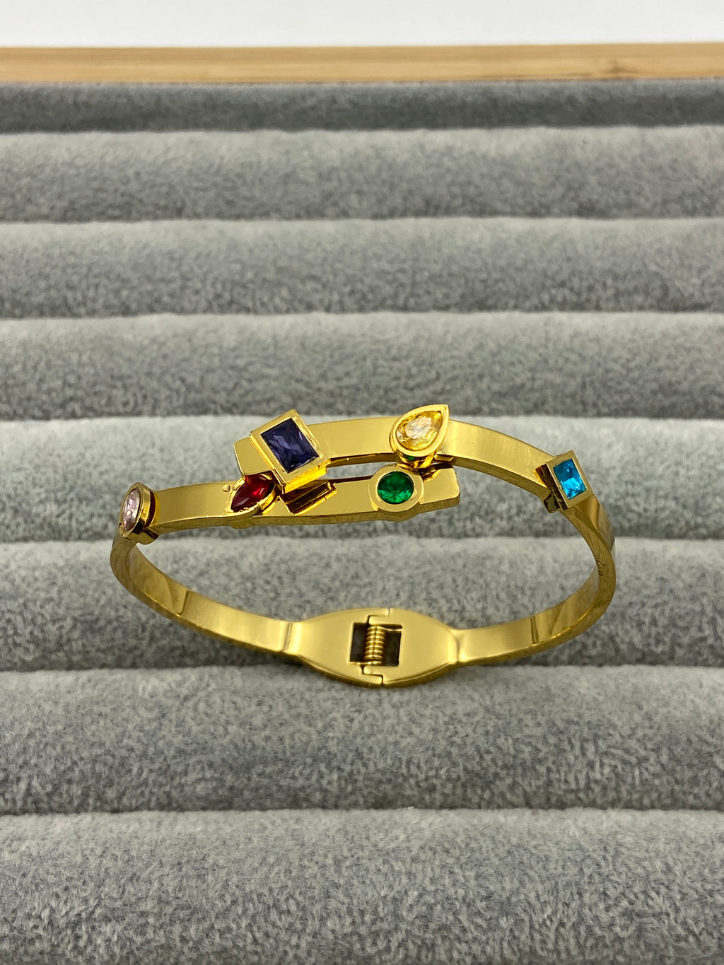AURORA MULTI GEMSTONE KADA