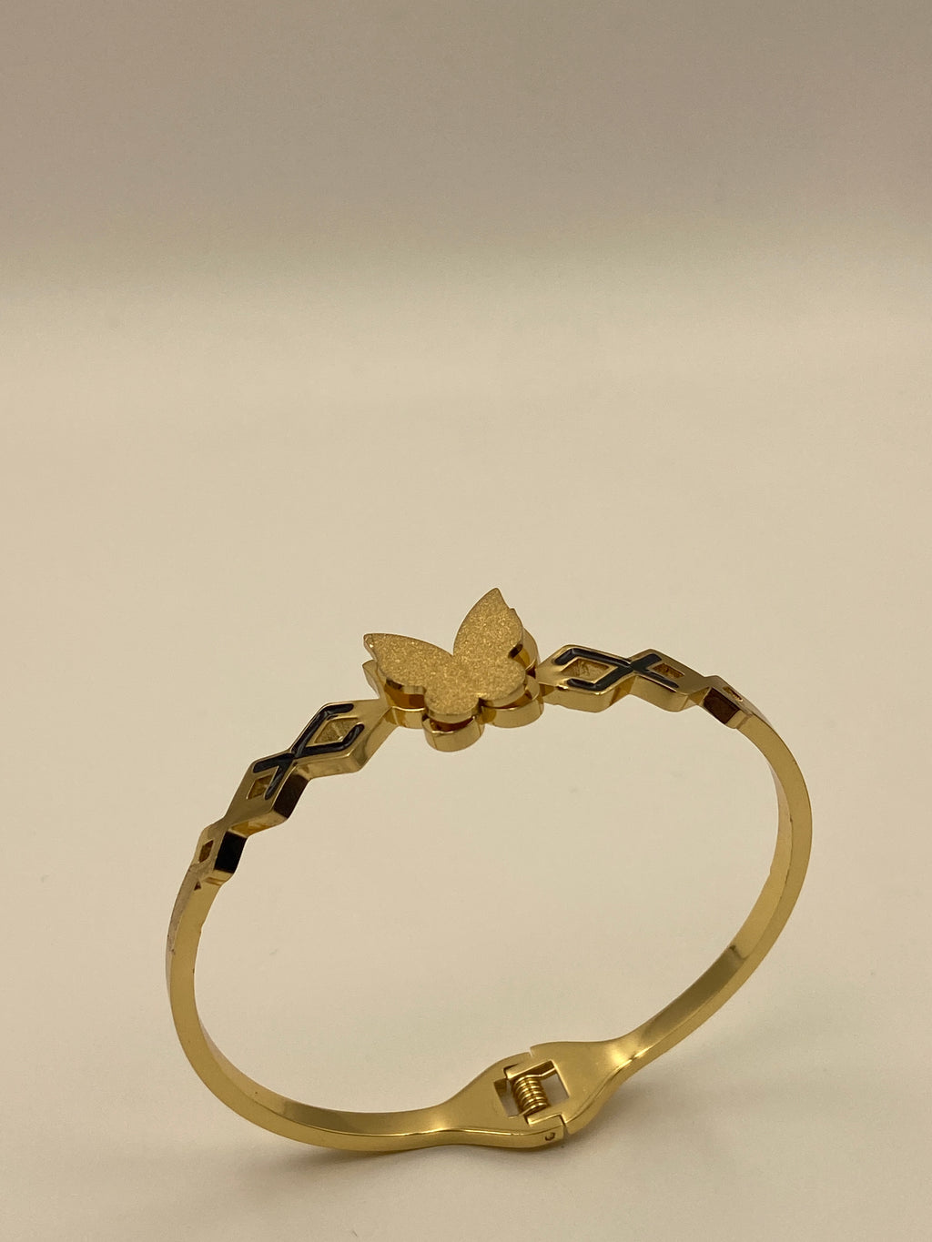 FROSTED BUTTERFLY KADA