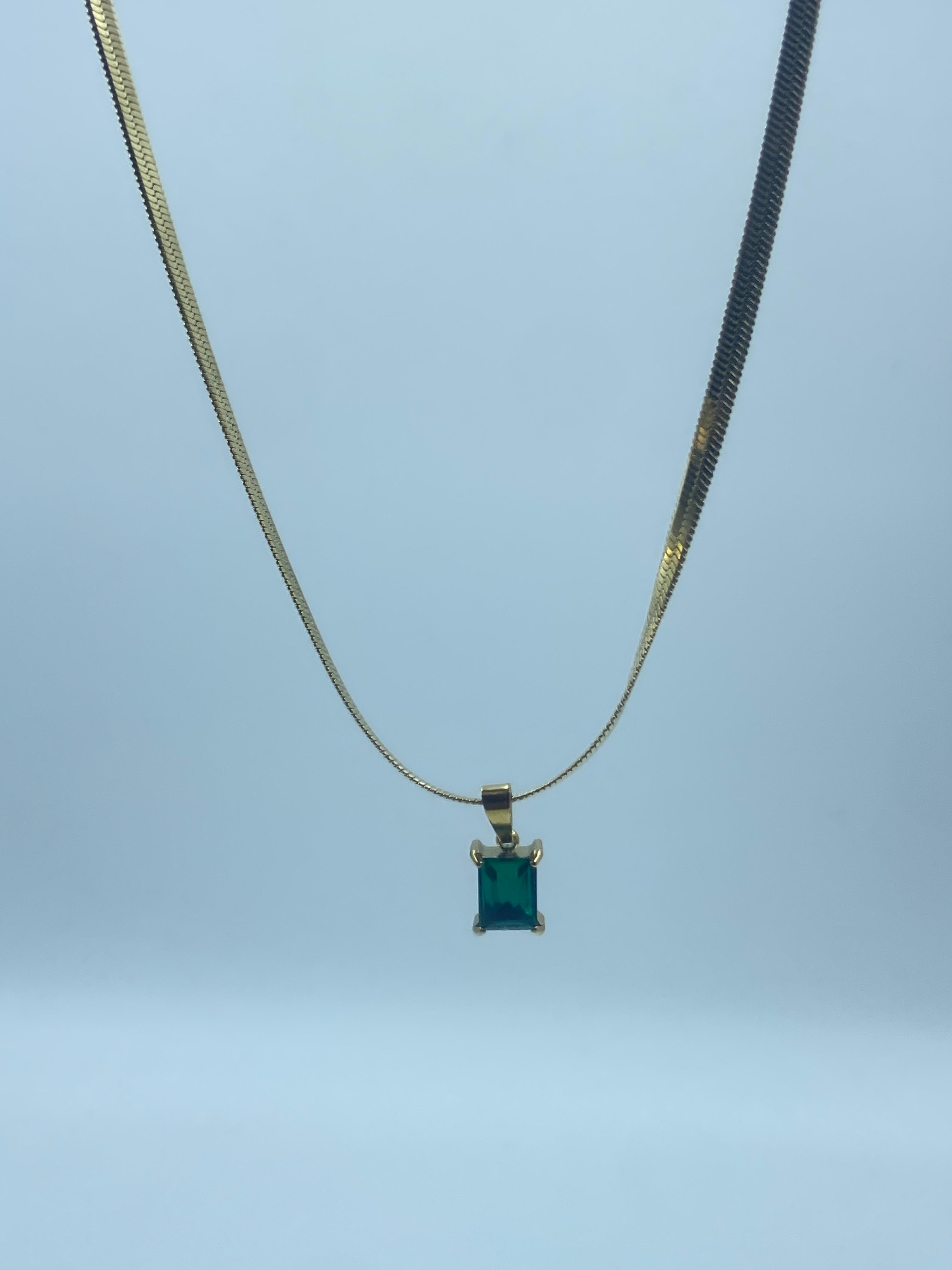 GREEN MATRIX PENDANT