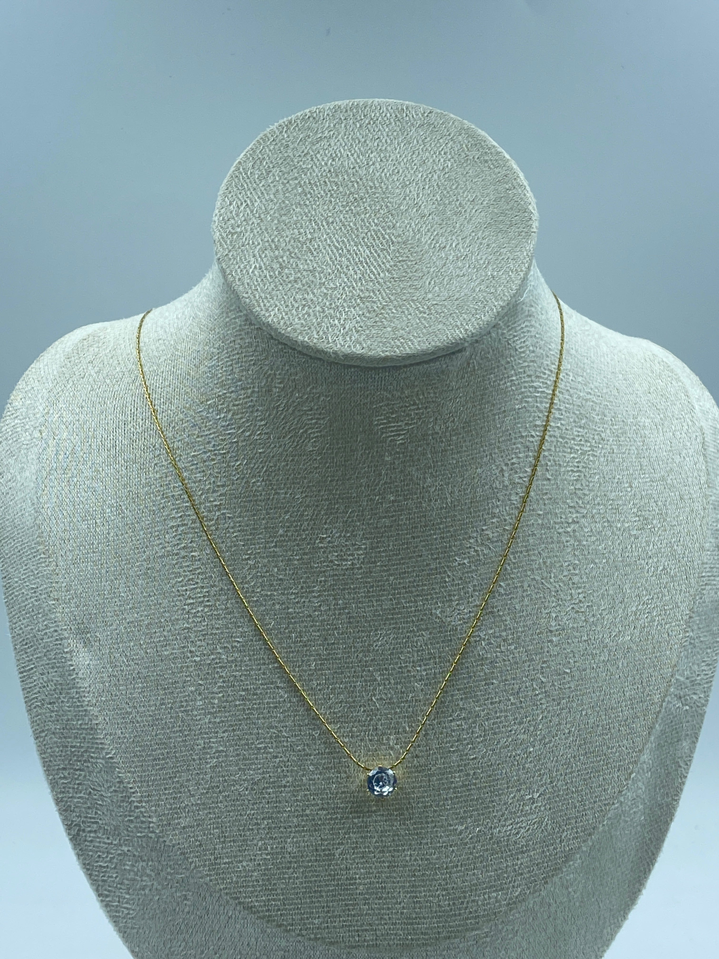 DAINTY DEWDROP PENDANT