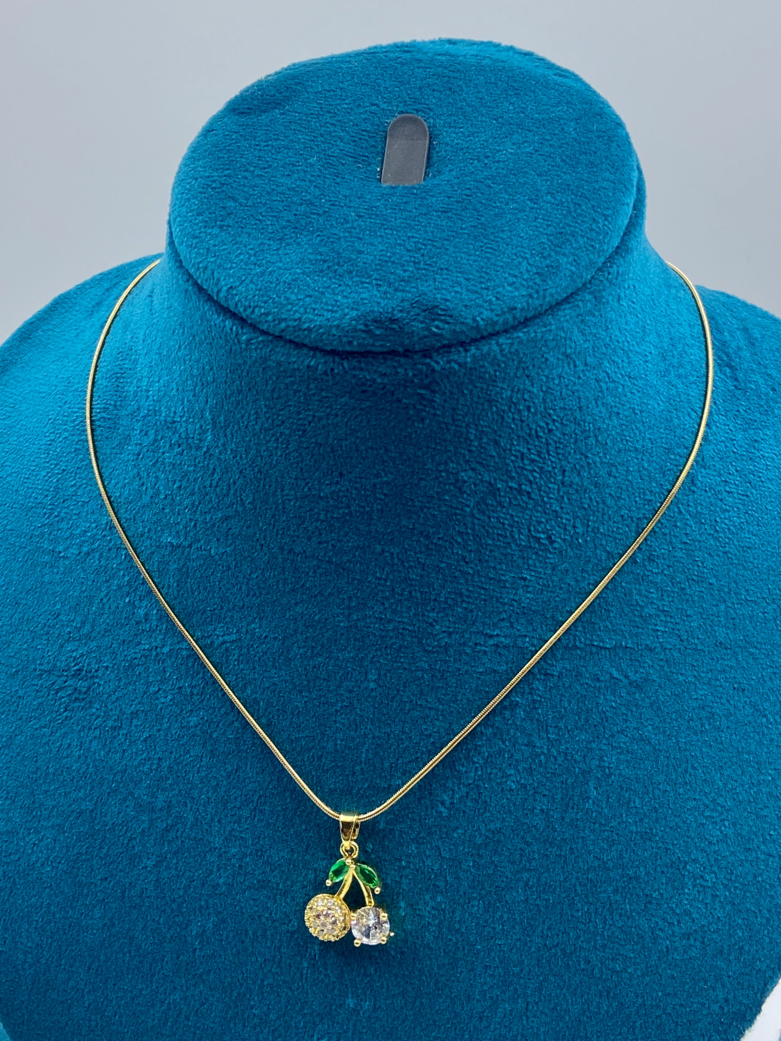 MONACO CHERRY PENDANT