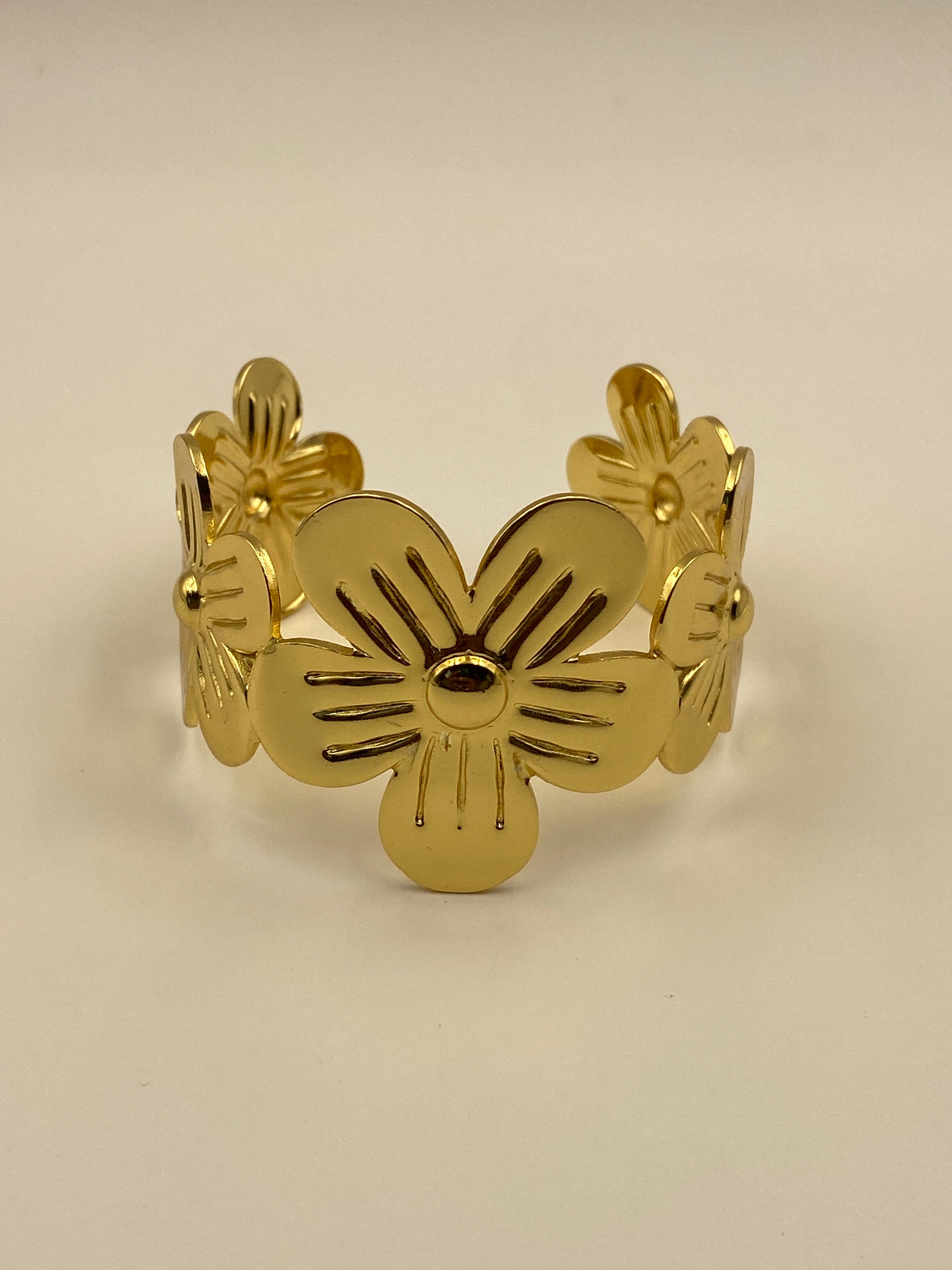 BLOOM CUFF