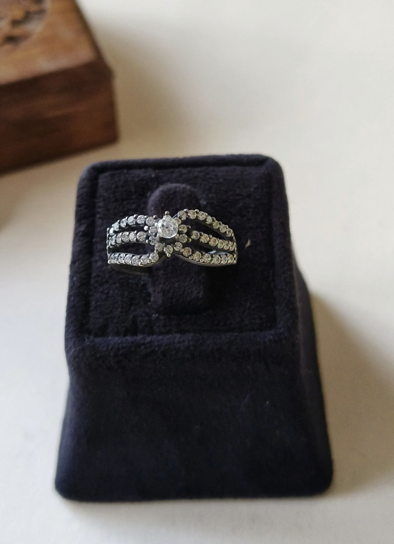 TRIPLE FINGER RING | Sparkling Statement RingTriple Finger Ring | Sparkling Statement Ring