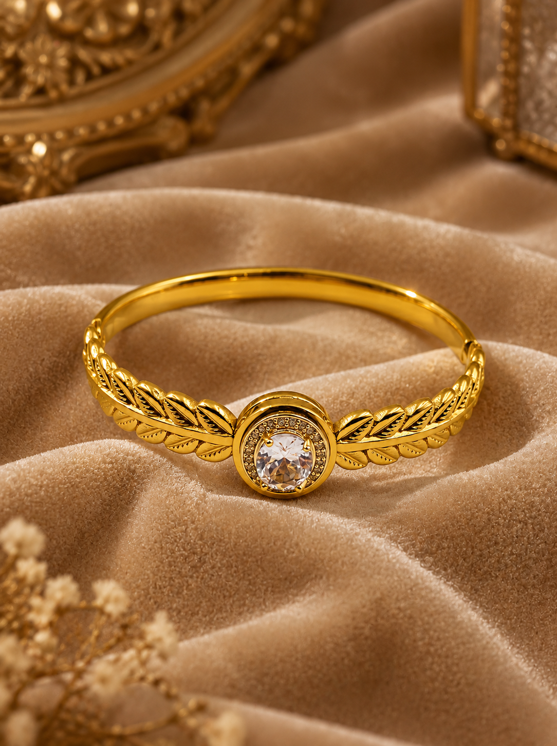 Solitaire Feather Kada