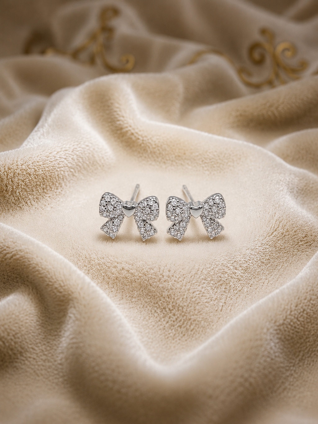 SILVER RIBBON EARRINGS