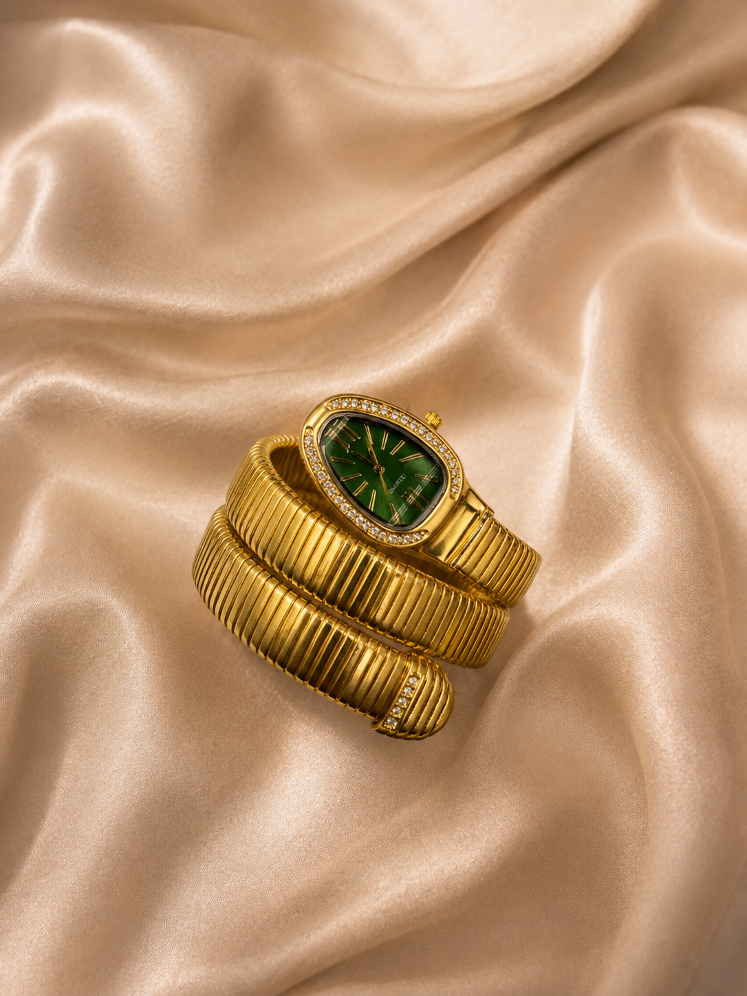 Élan Emerald Luxe Watch Bracelet – Green Dial & Crystal Detailing