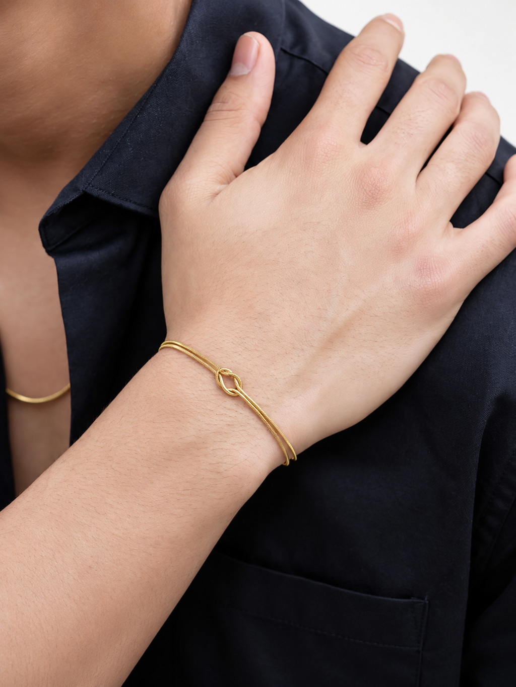 GOLD KNOT BRACELET