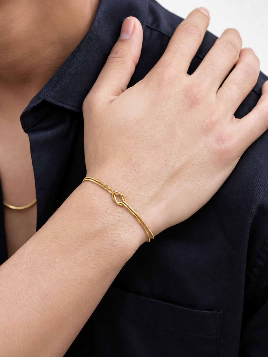 GOLD KNOT BRACELET