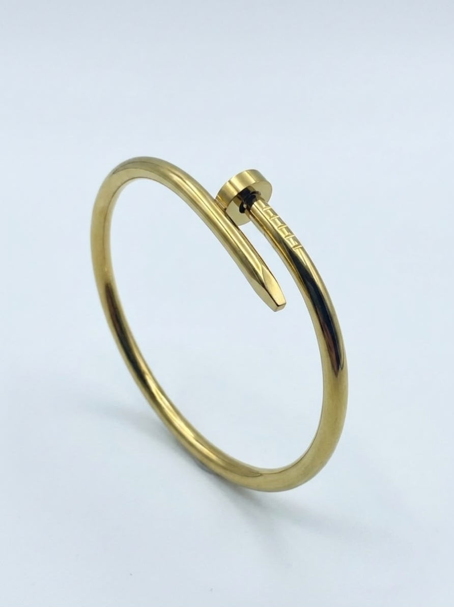 GOLD NAIL CARTIER KADA