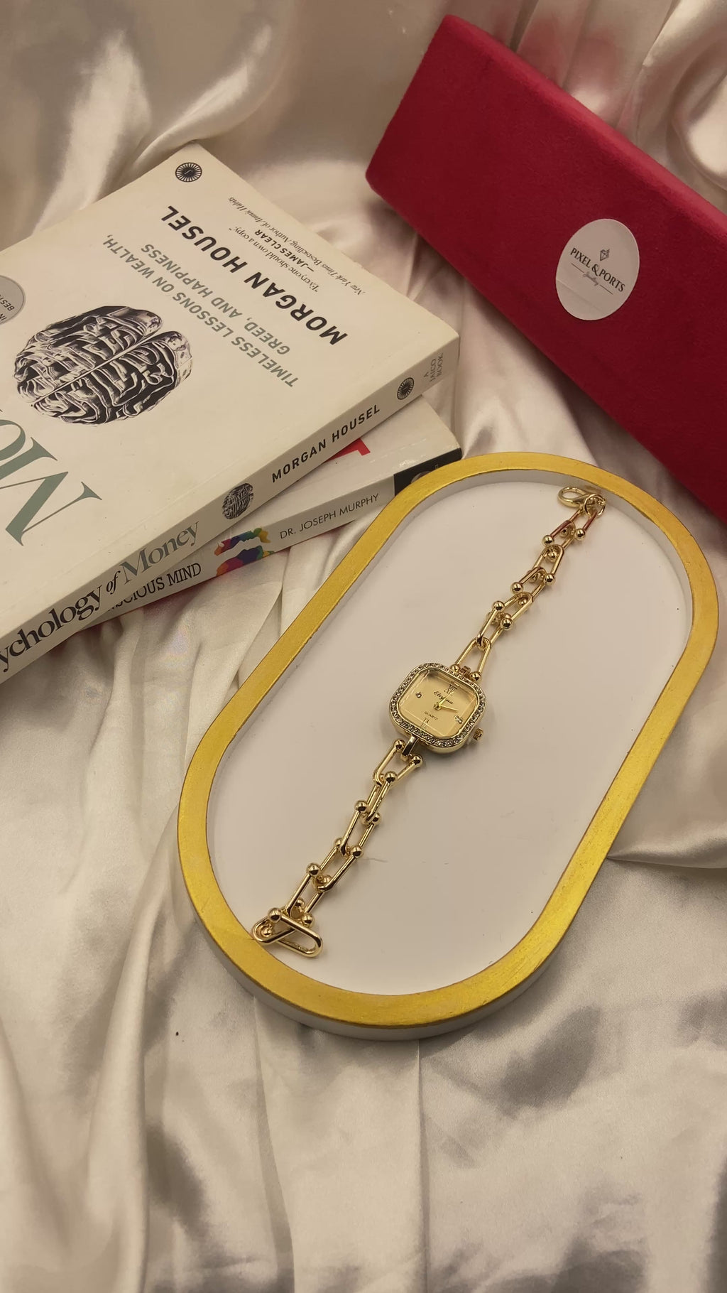 Élan Golden Pearl Link Watch for Women – Luxury Gold-Tone Bracelet with Champagne Dial & Crystal Detailing